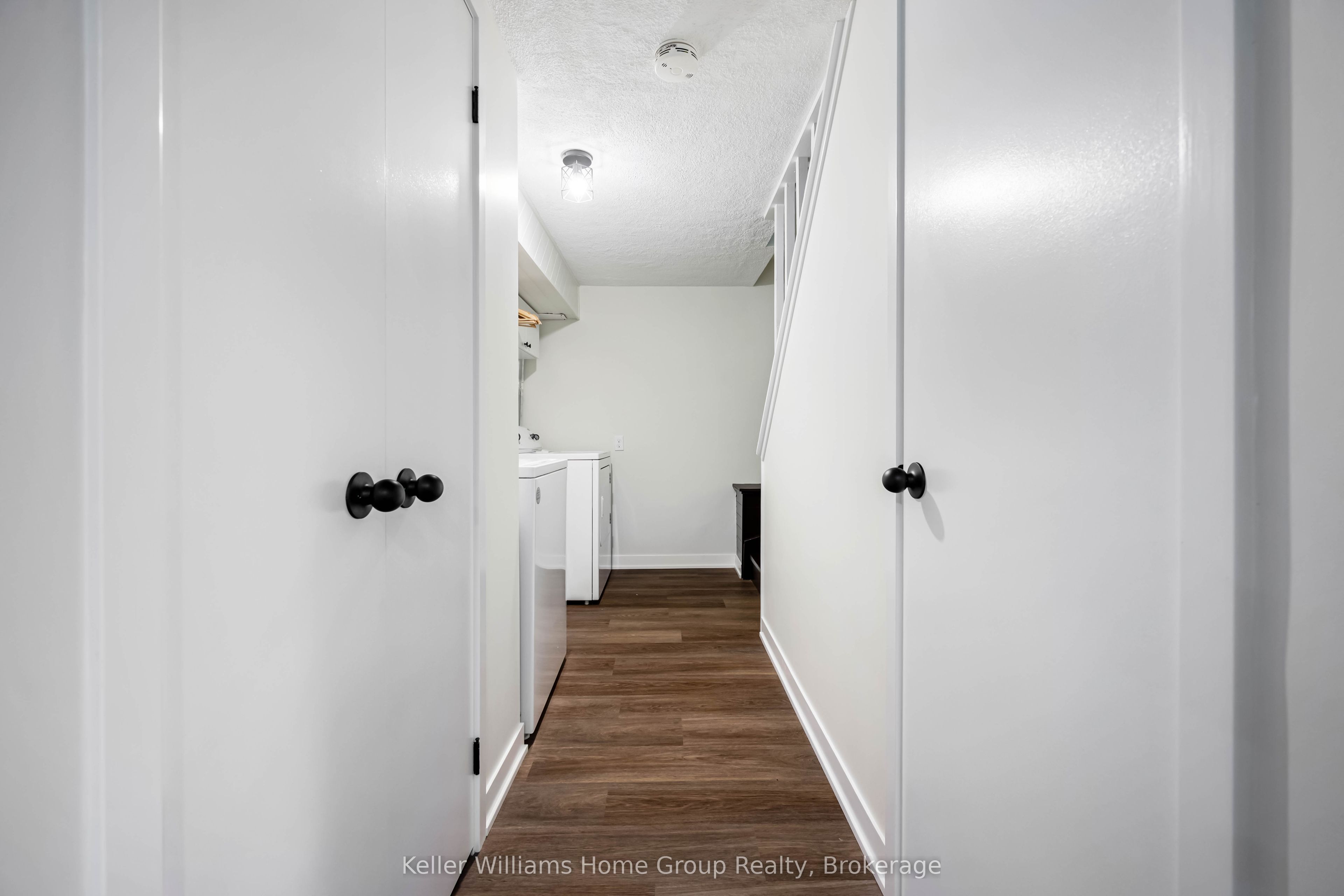 90 Lawrence Avenue 67 Property Photo 36