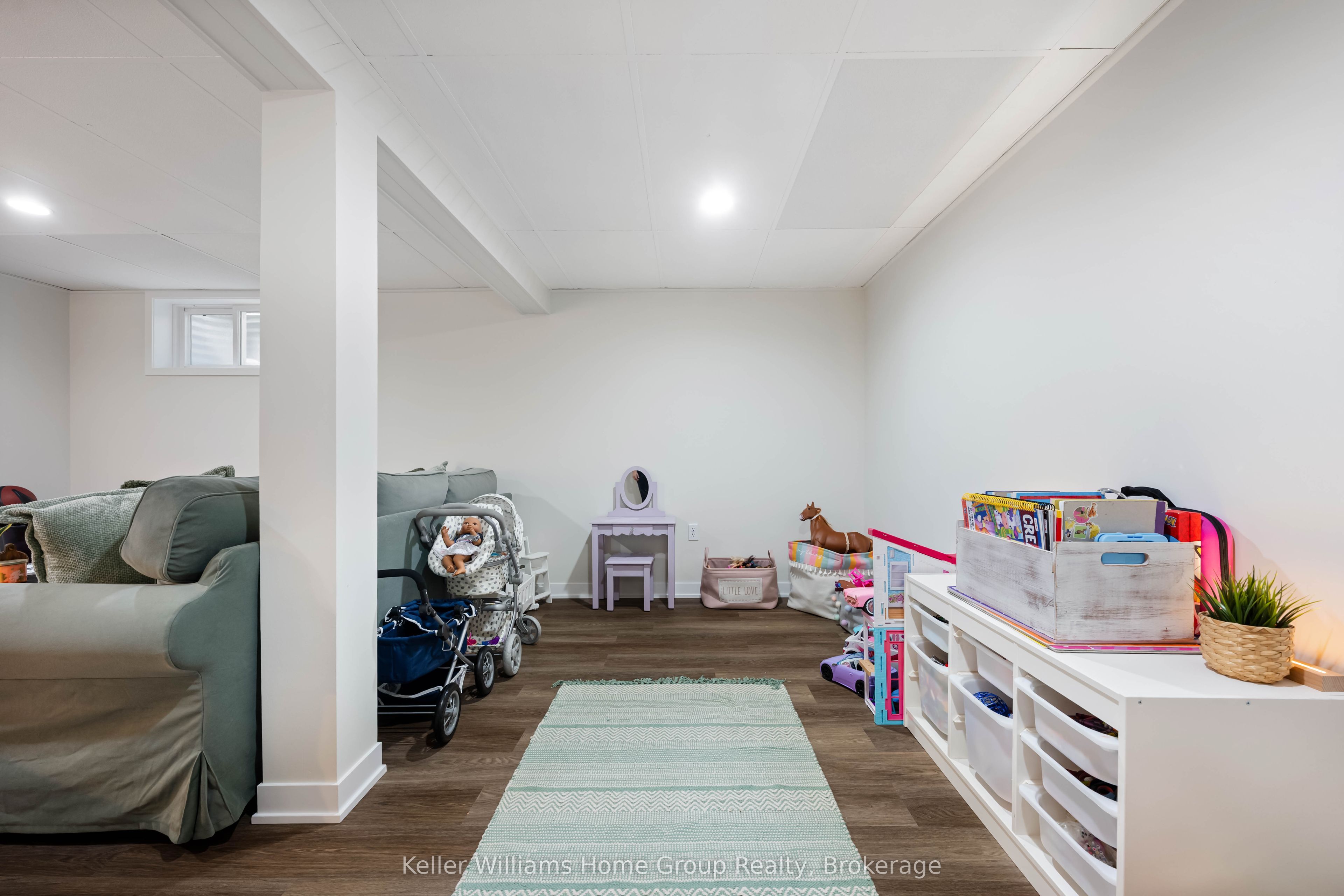 90 Lawrence Avenue 67 Property Photo 41