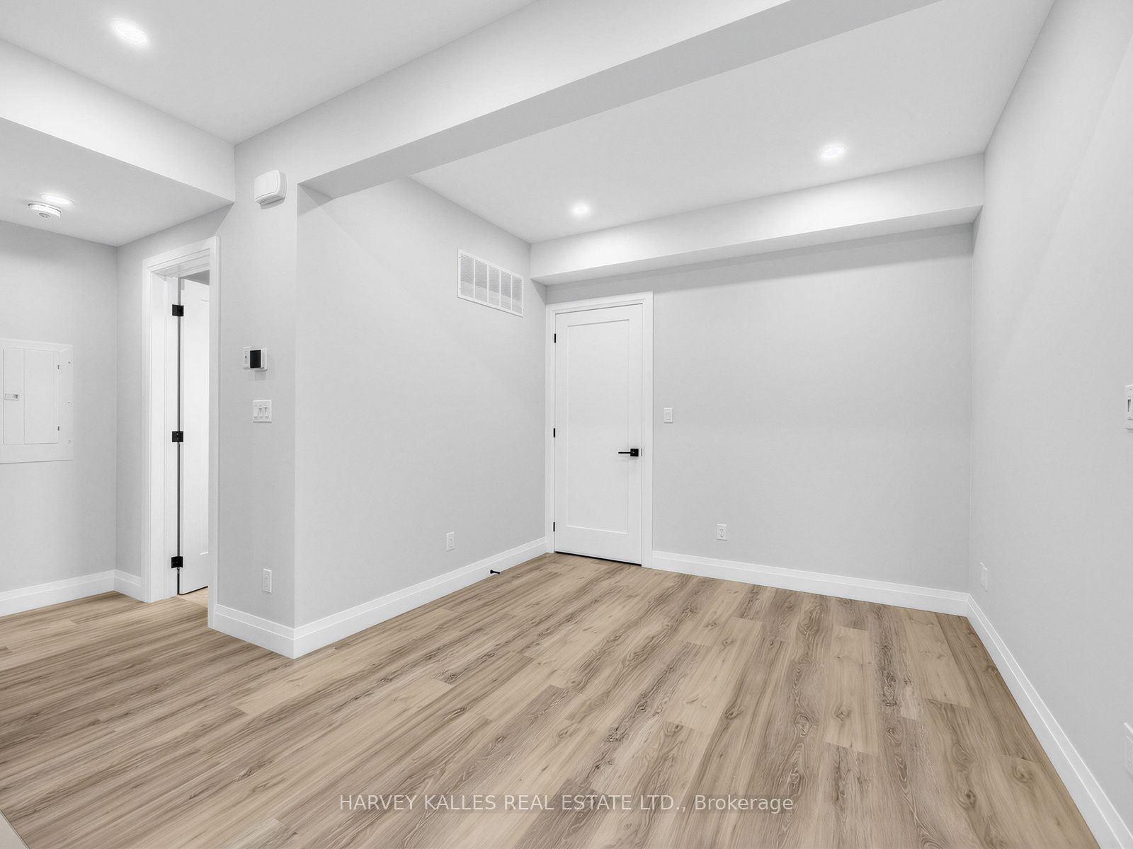102 Shaver Avenue N 1 Property Photo 9