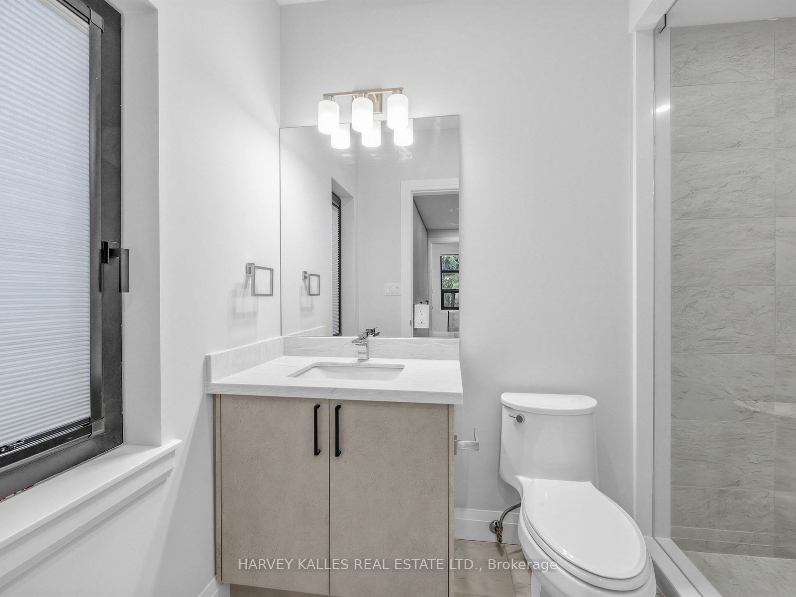 102 Shaver Avenue N 1 Property Photo 10