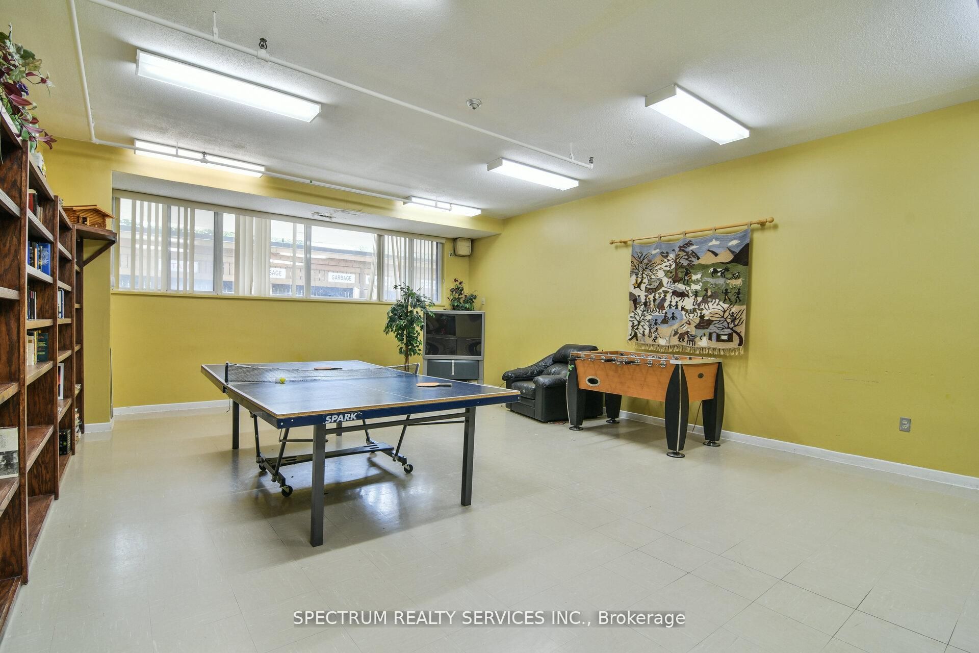 85 Emmett Avenue 1210 Property Photo 39