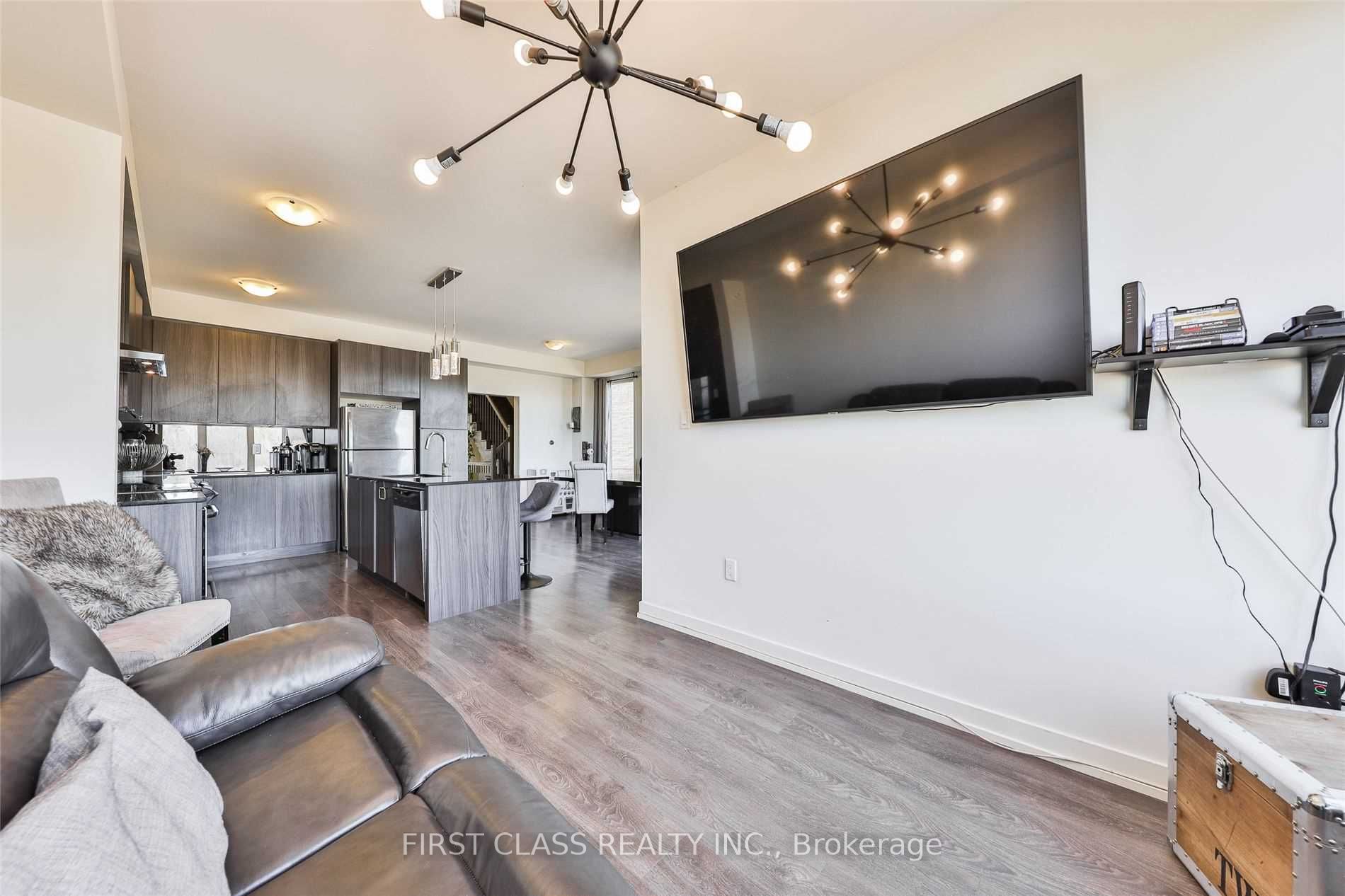 3211 Mintwood Circle Property Photo 18