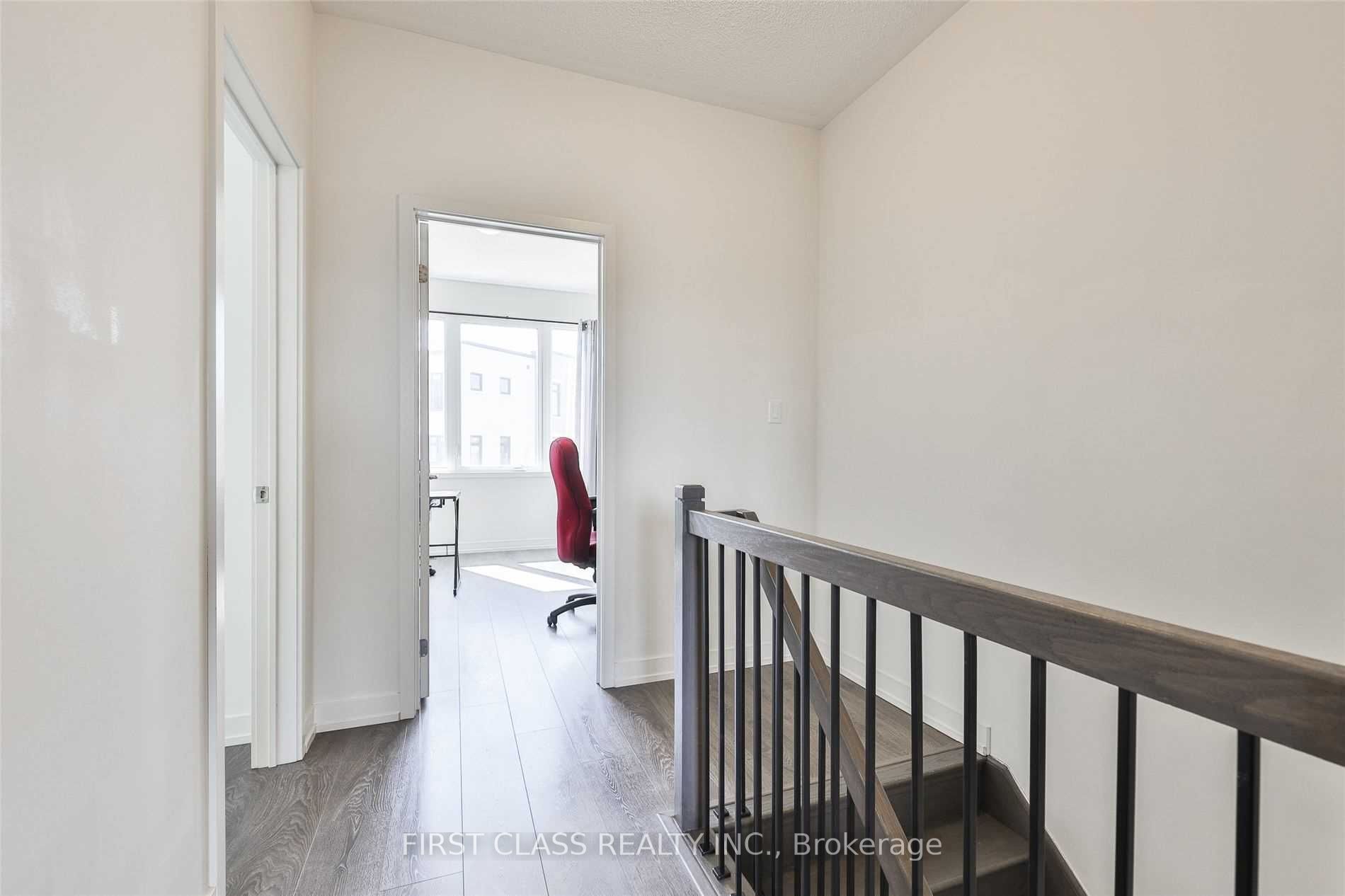 3211 Mintwood Circle Property Photo 27