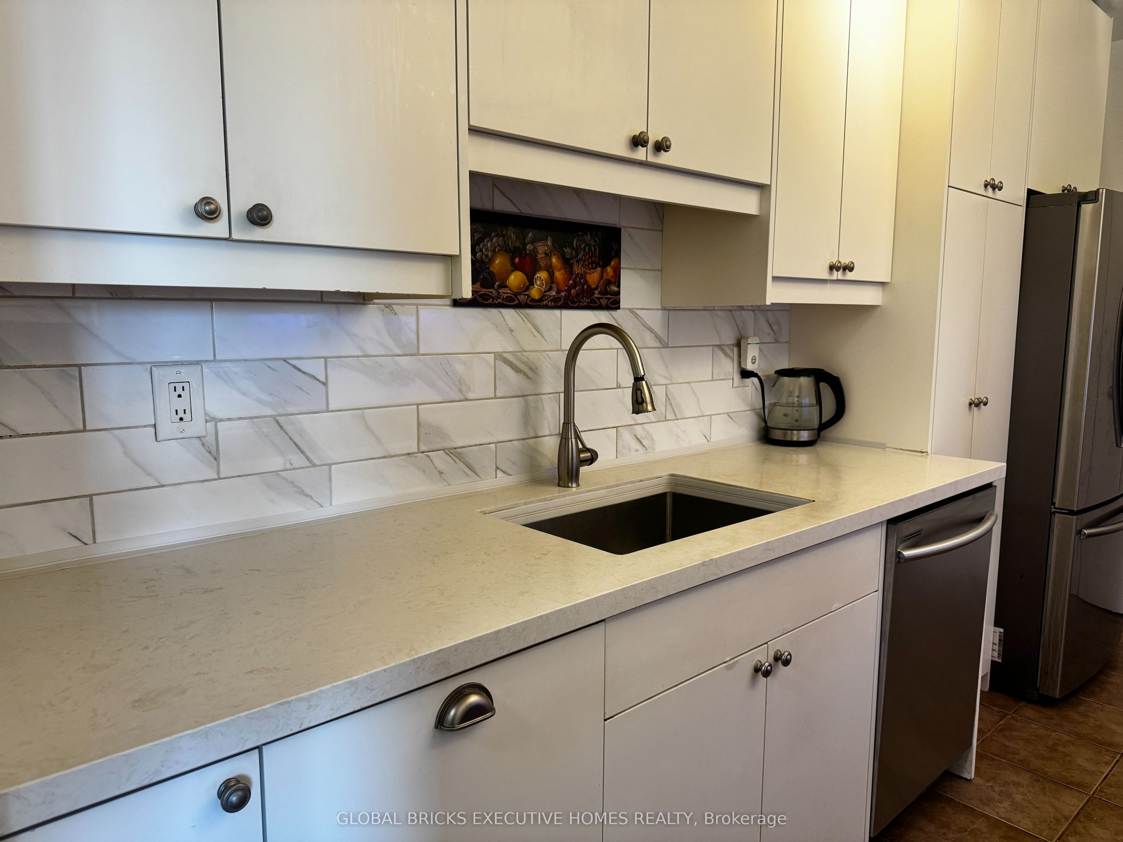 3025 Queen Frederica Drive 508 Property Photo 11