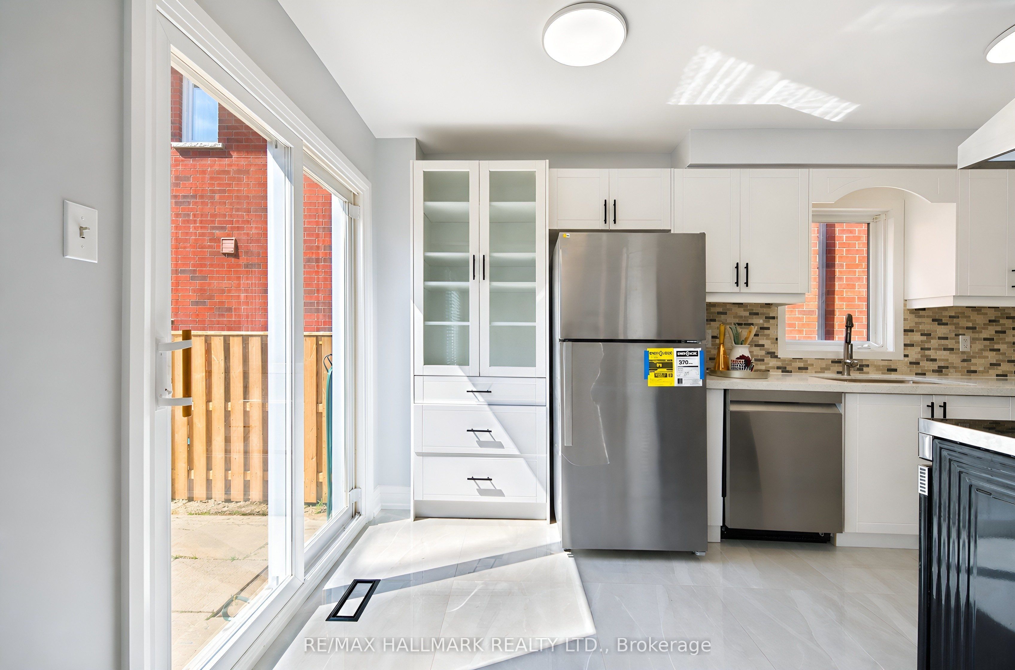 21 Penguin Lane Property Photo 18