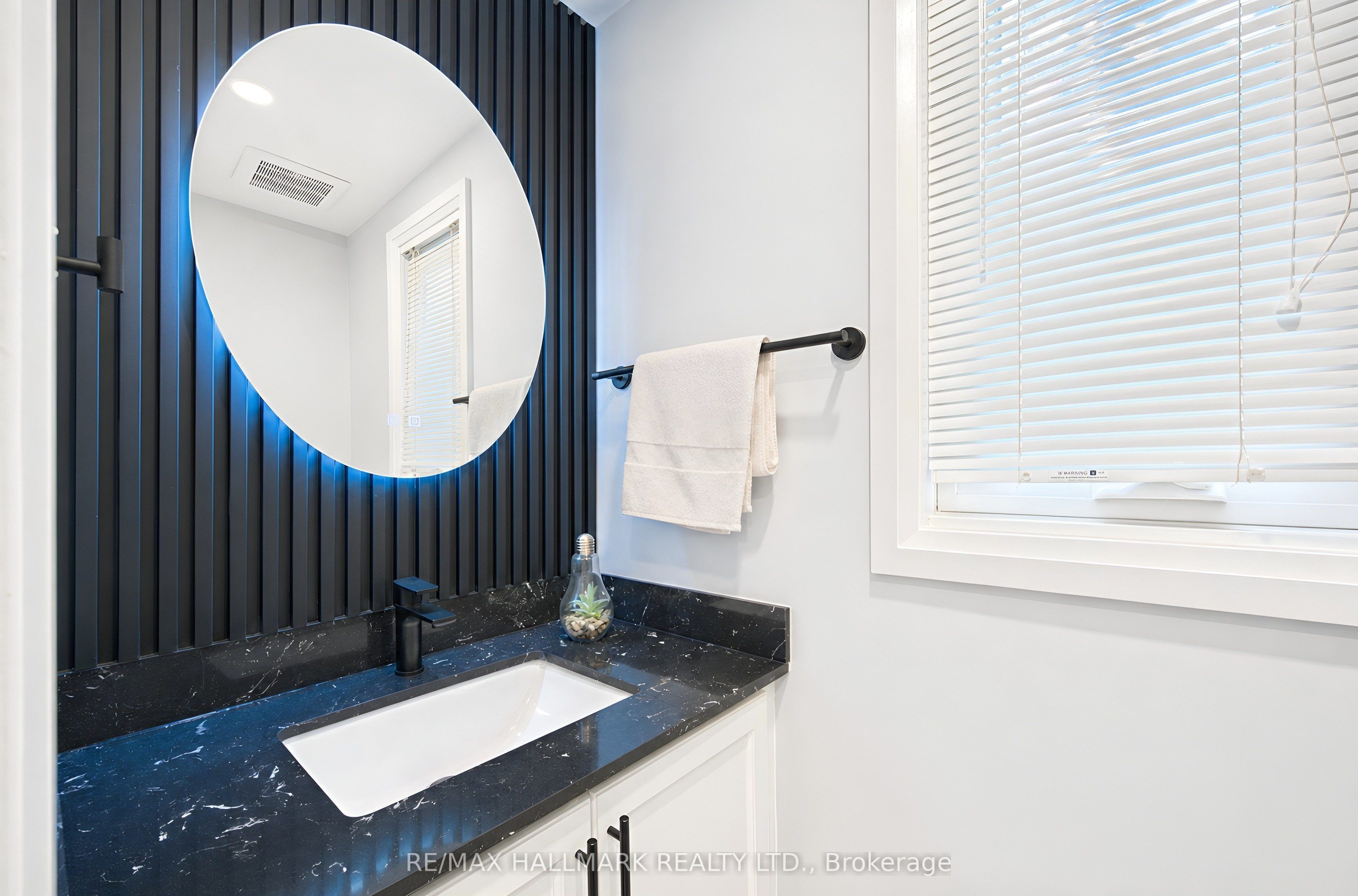 21 Penguin Lane Property Photo 19