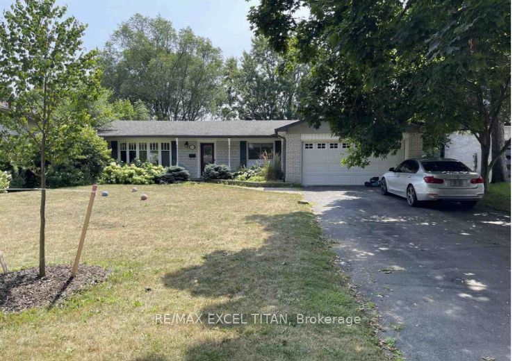 1566 Venetia Drive Property Photo 1