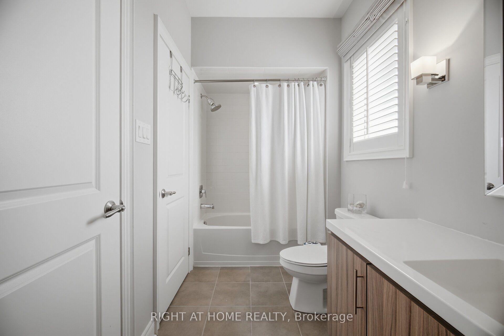 183 Kaitting Trail Property Photo 29