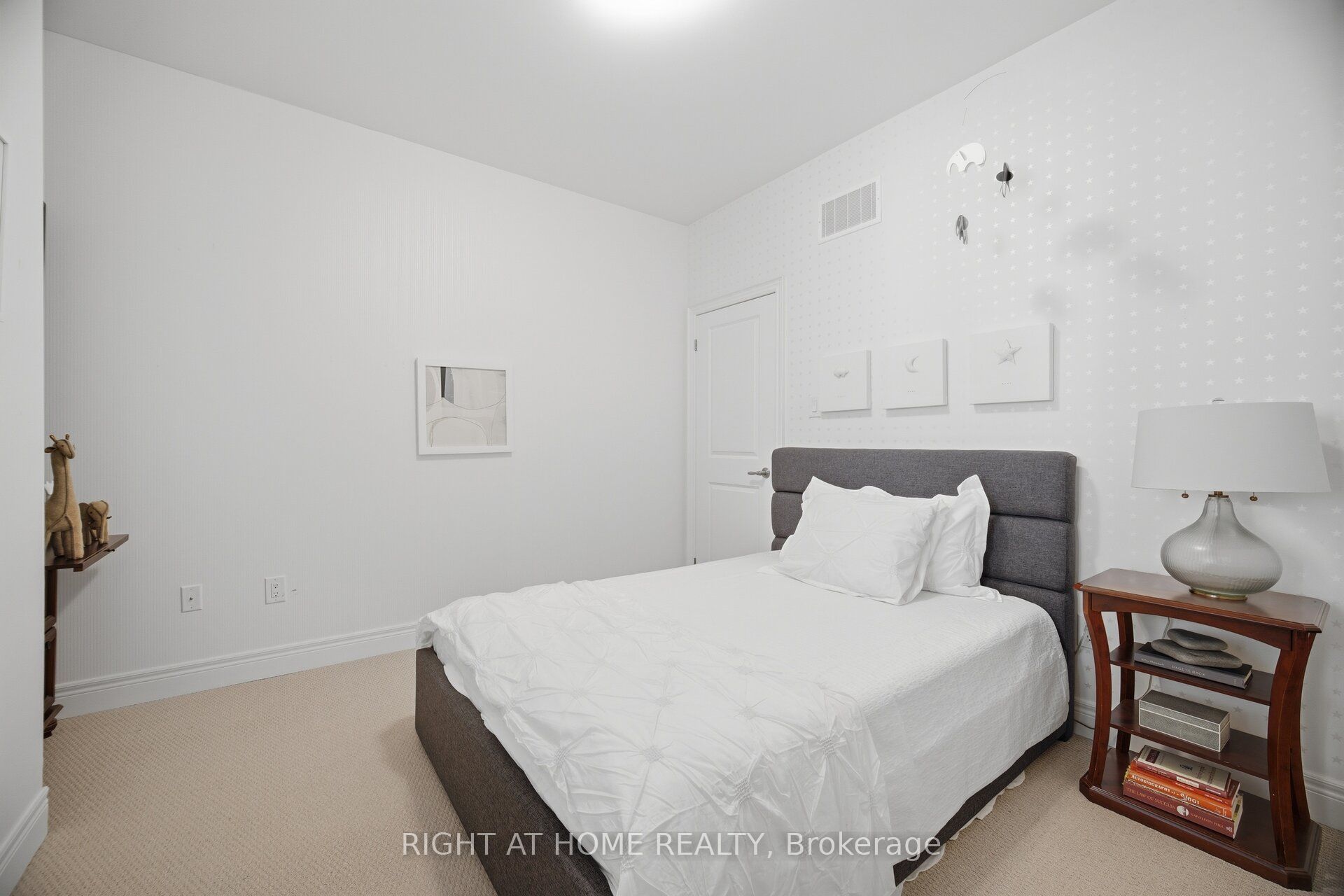 183 Kaitting Trail Property Photo 33