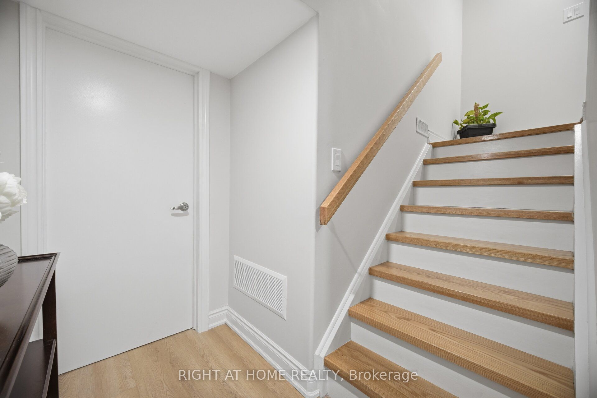 183 Kaitting Trail Property Photo 34