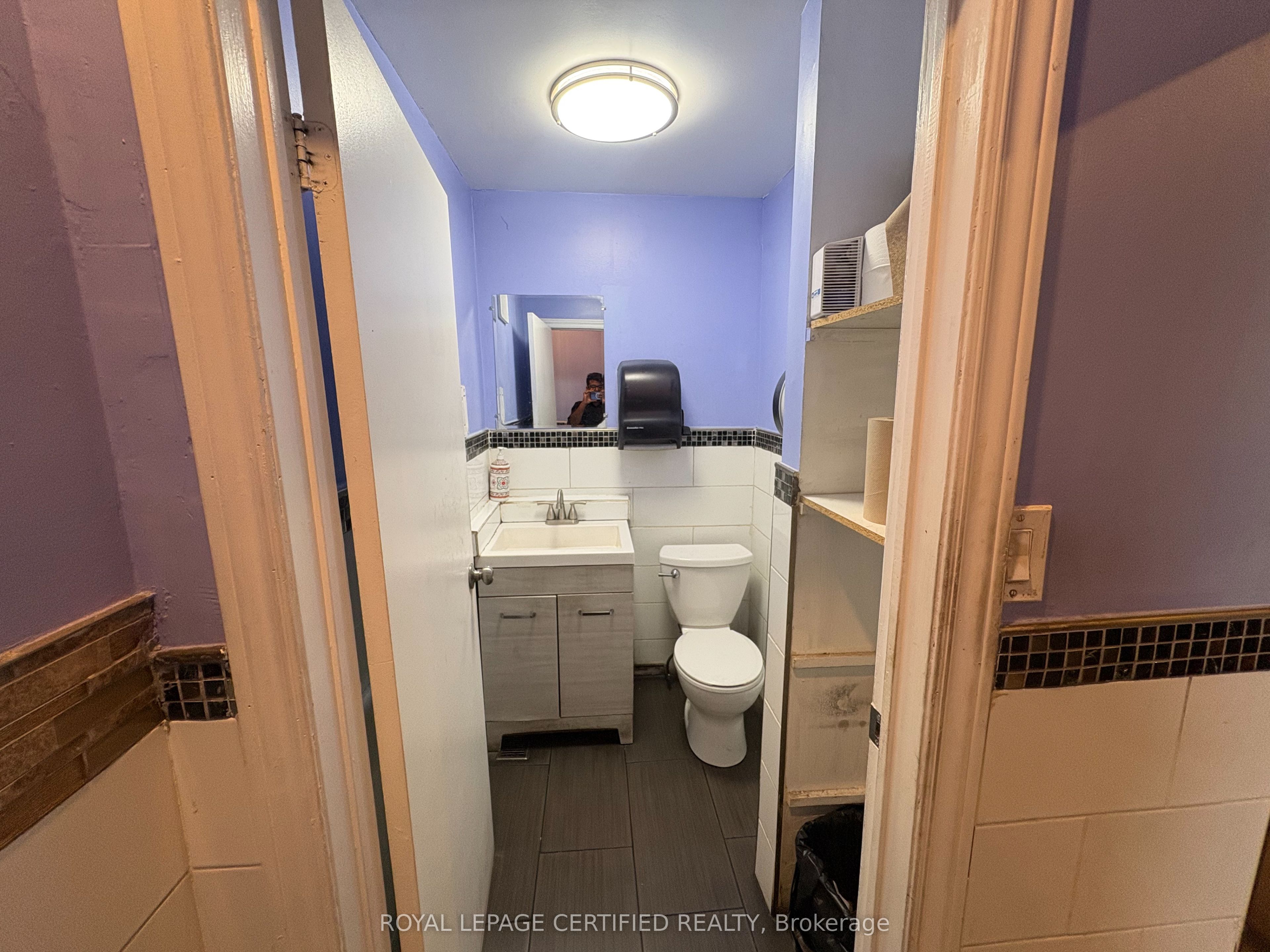 827 Albion Road Property Photo 19