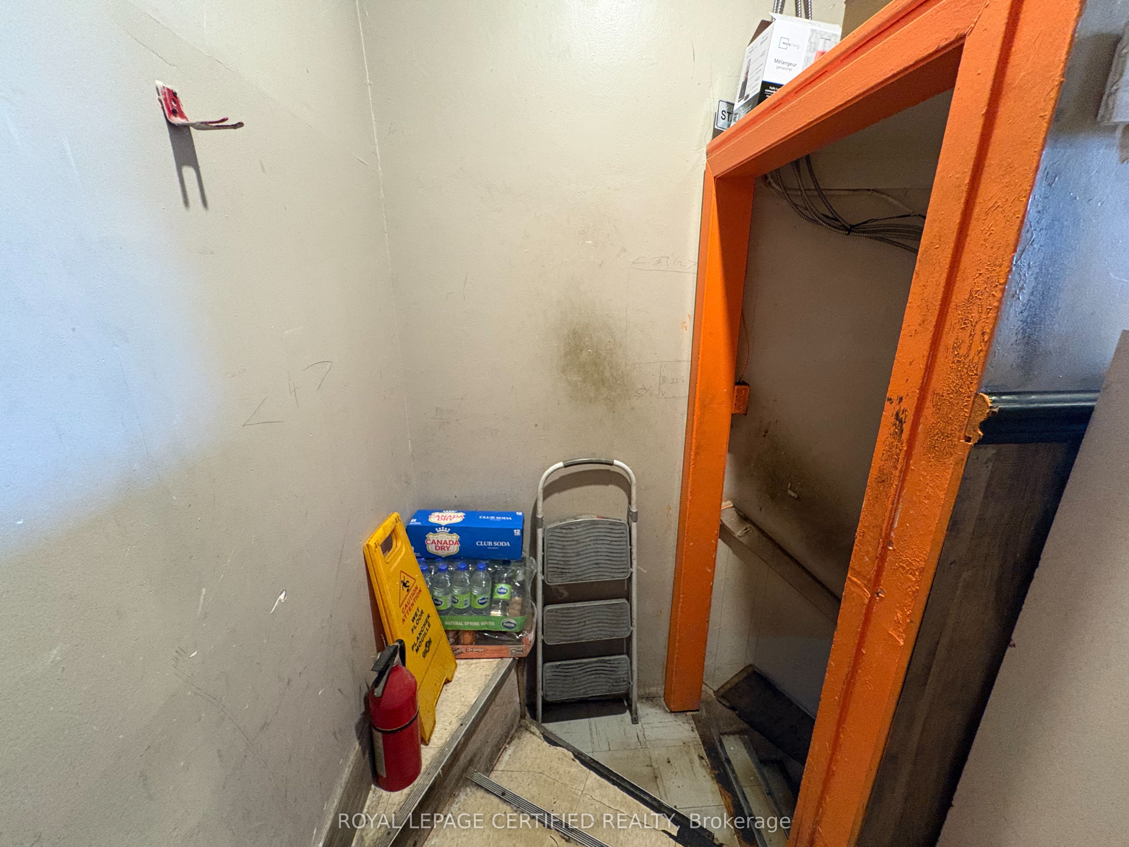 827 Albion Road Property Photo 20