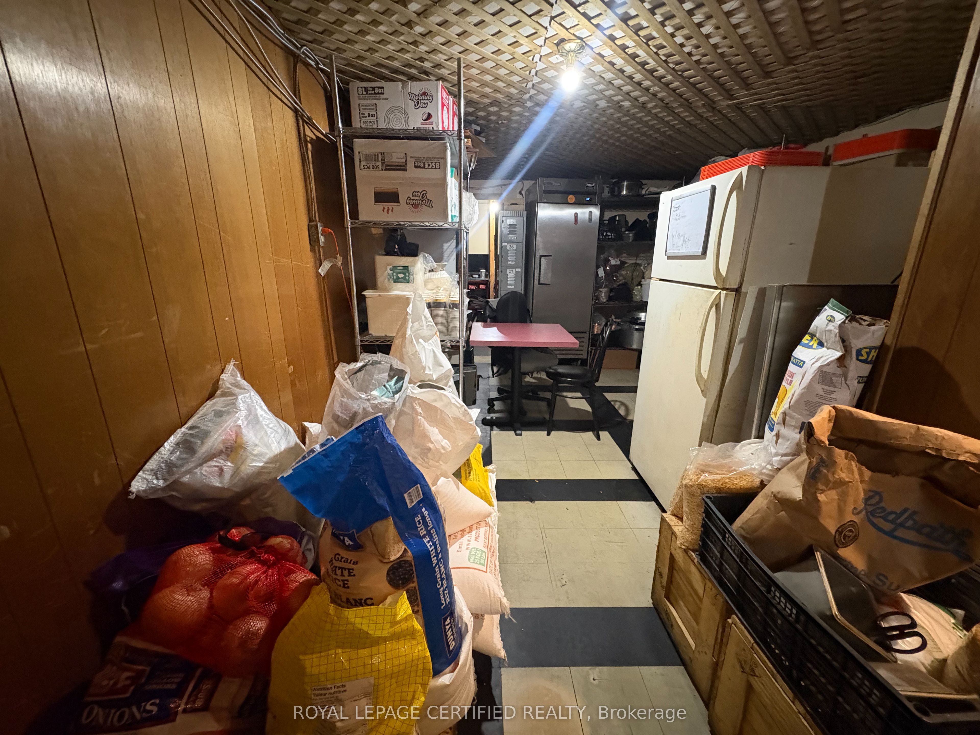 827 Albion Road Property Photo 23