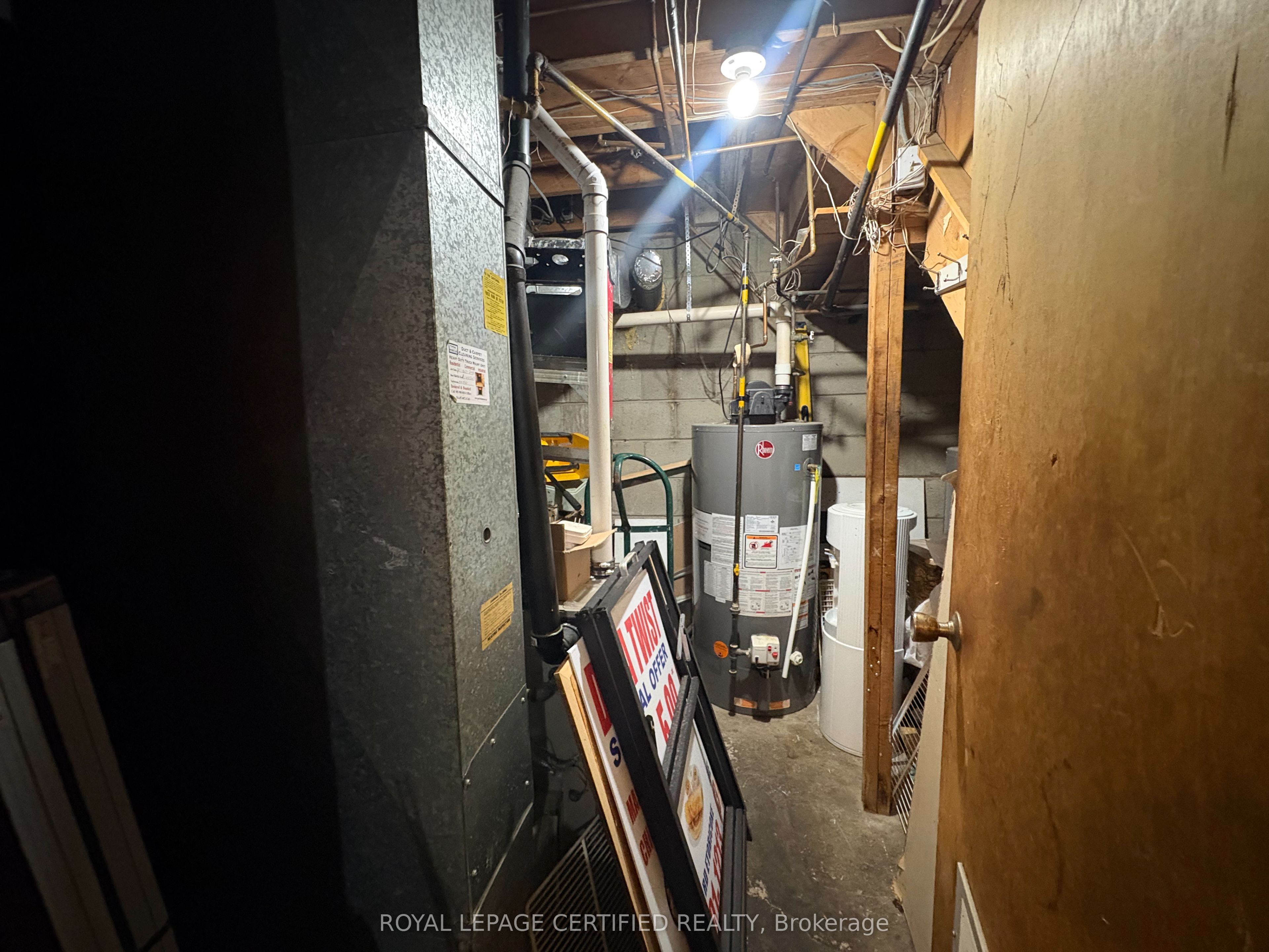 827 Albion Road Property Photo 26