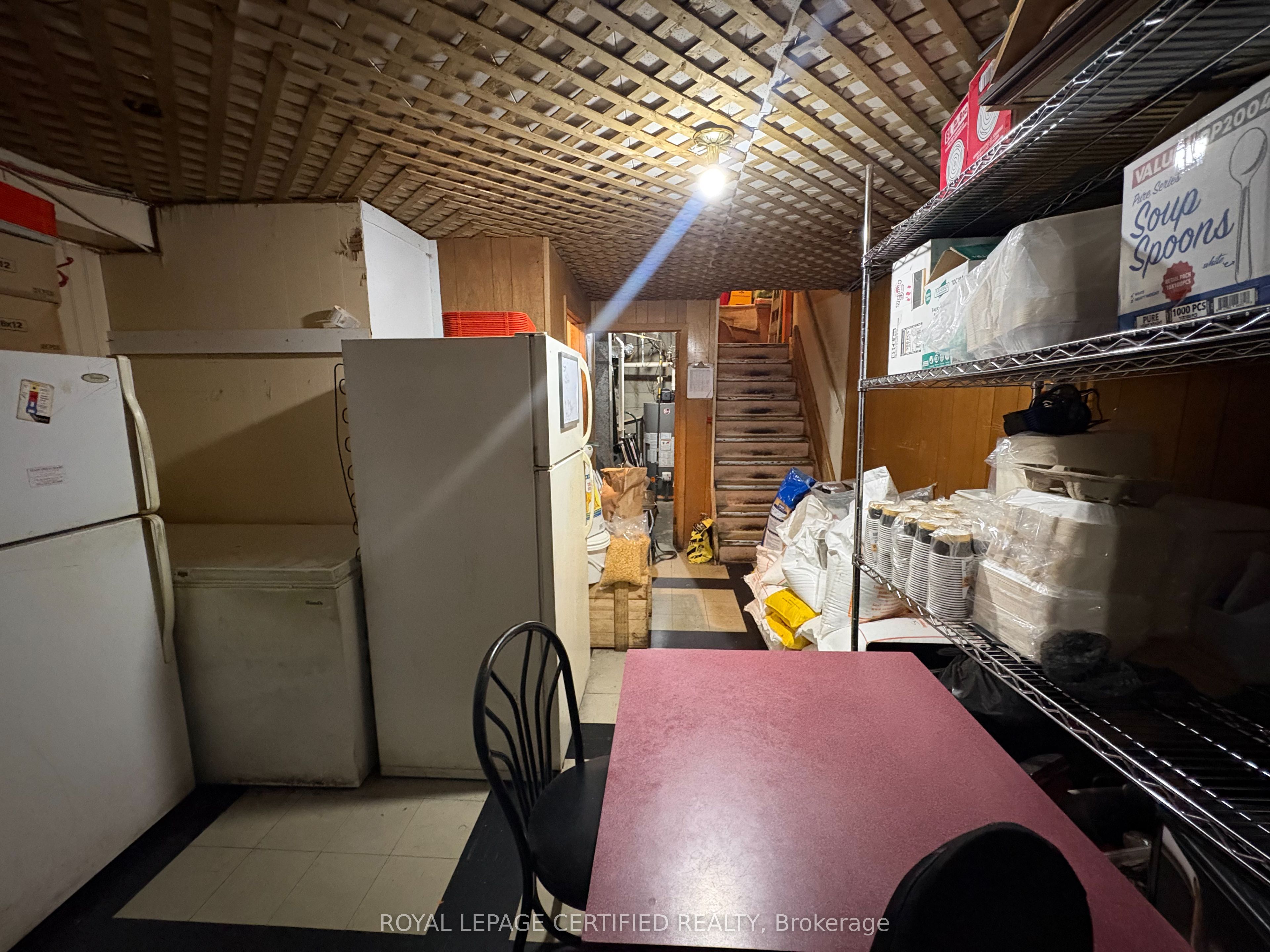 827 Albion Road Property Photo 32