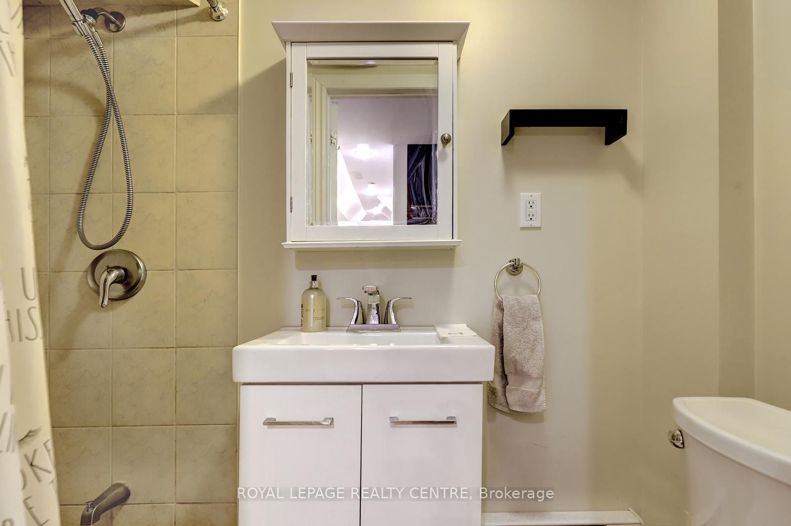 3025 Cedarglen Gate 60 Property Photo 36