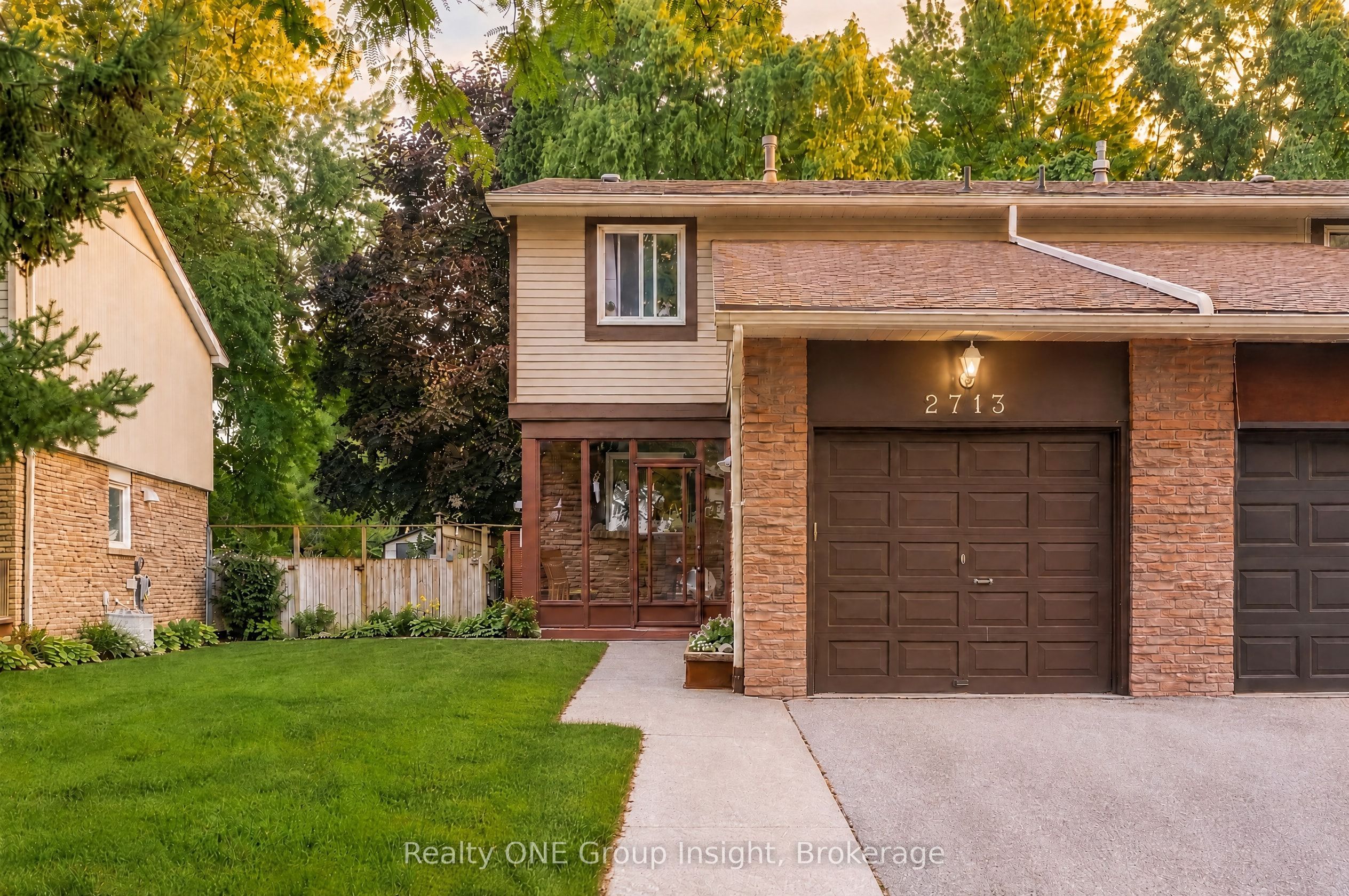 2713 Andorra Circle Property Photo 1