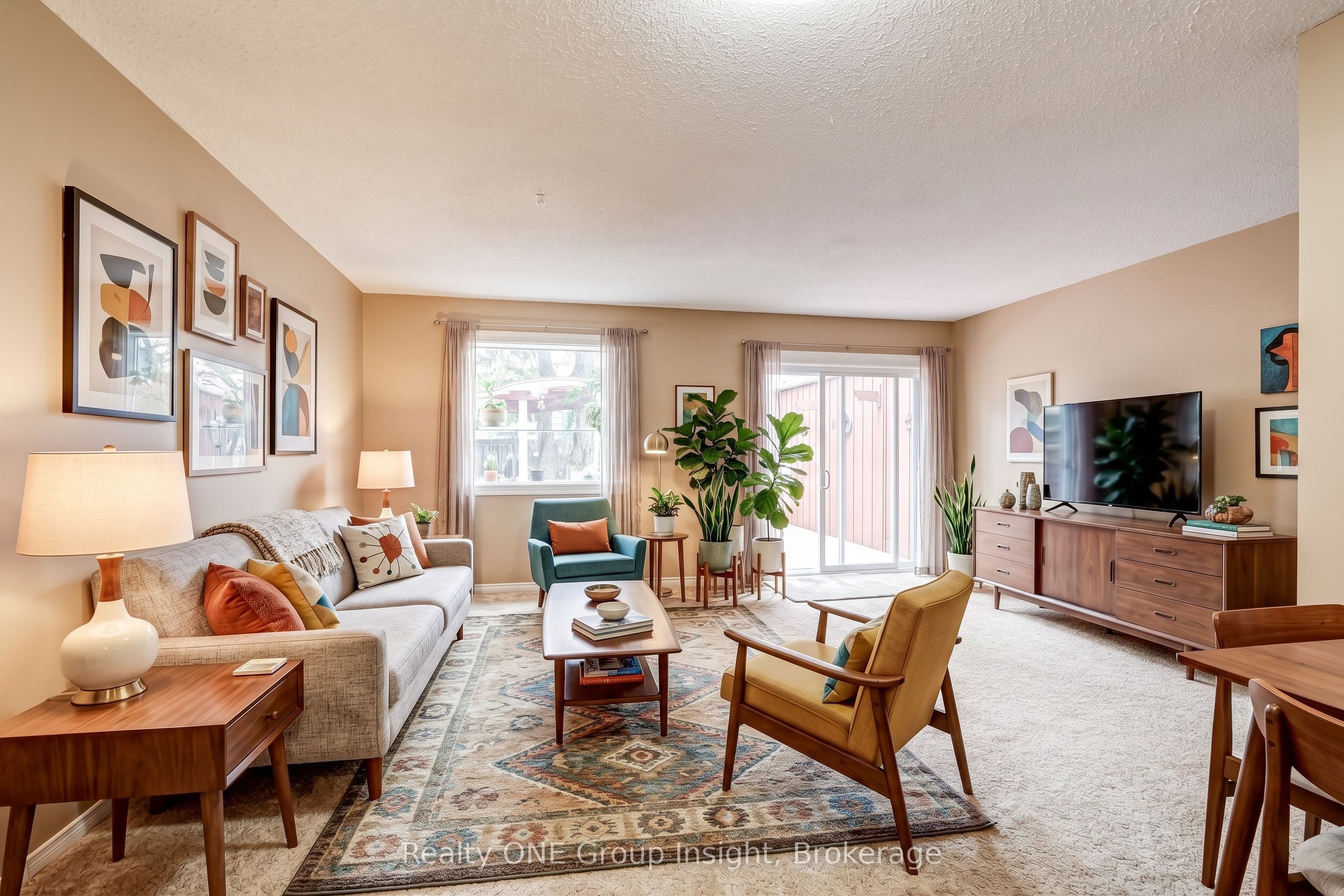 2713 Andorra Circle Property Photo 3
