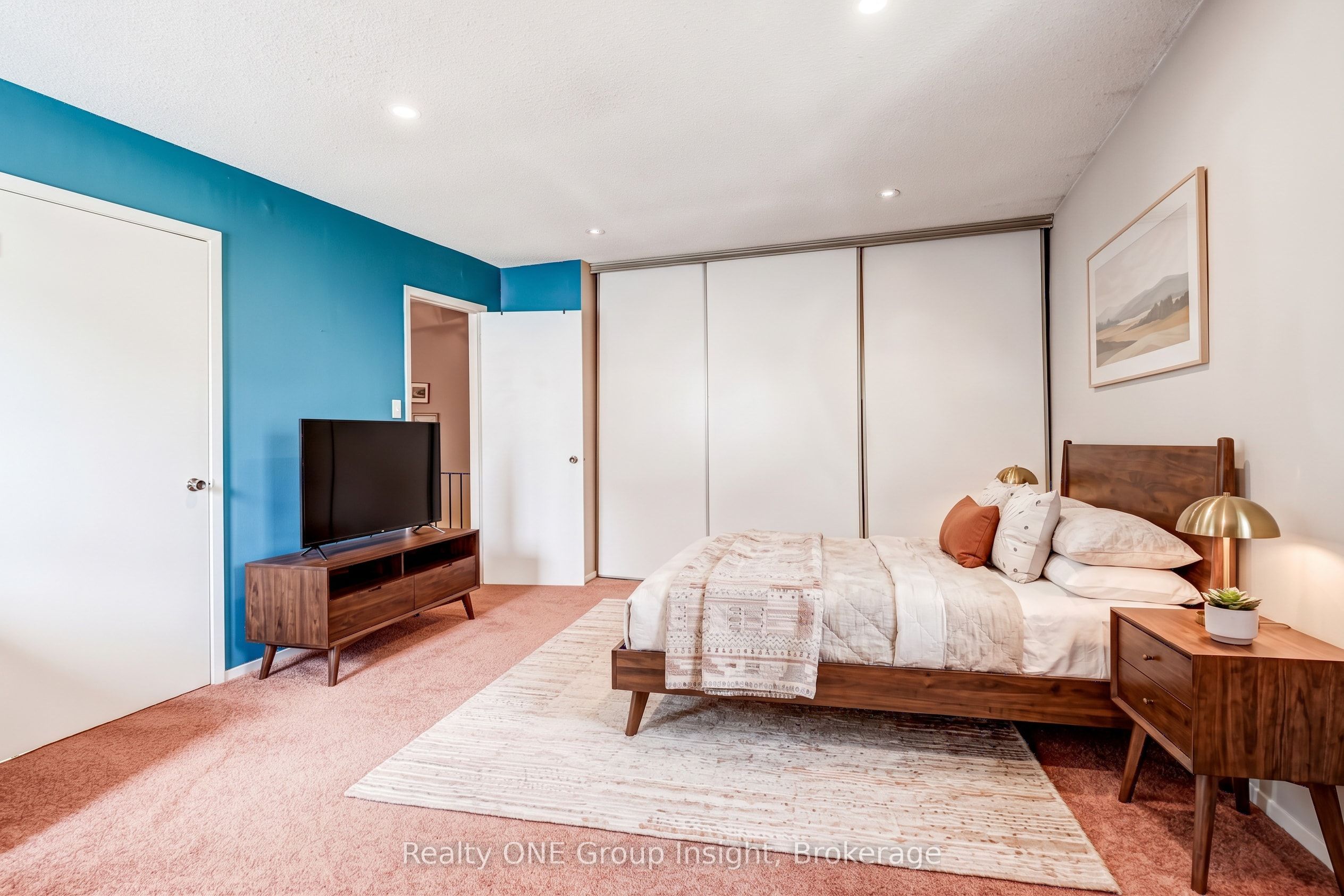 2713 Andorra Circle Property Photo 10