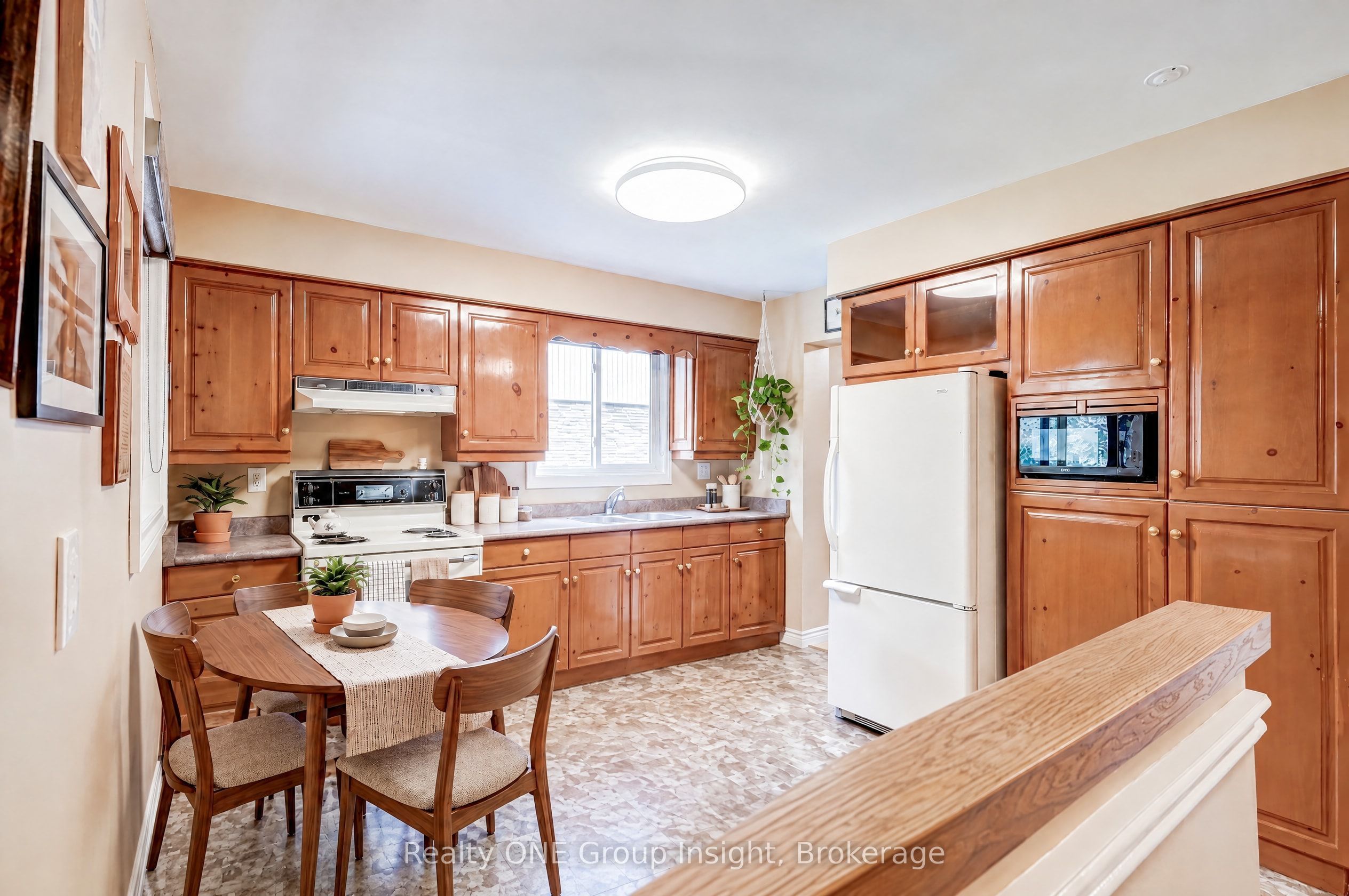 2713 Andorra Circle Property Photo 22