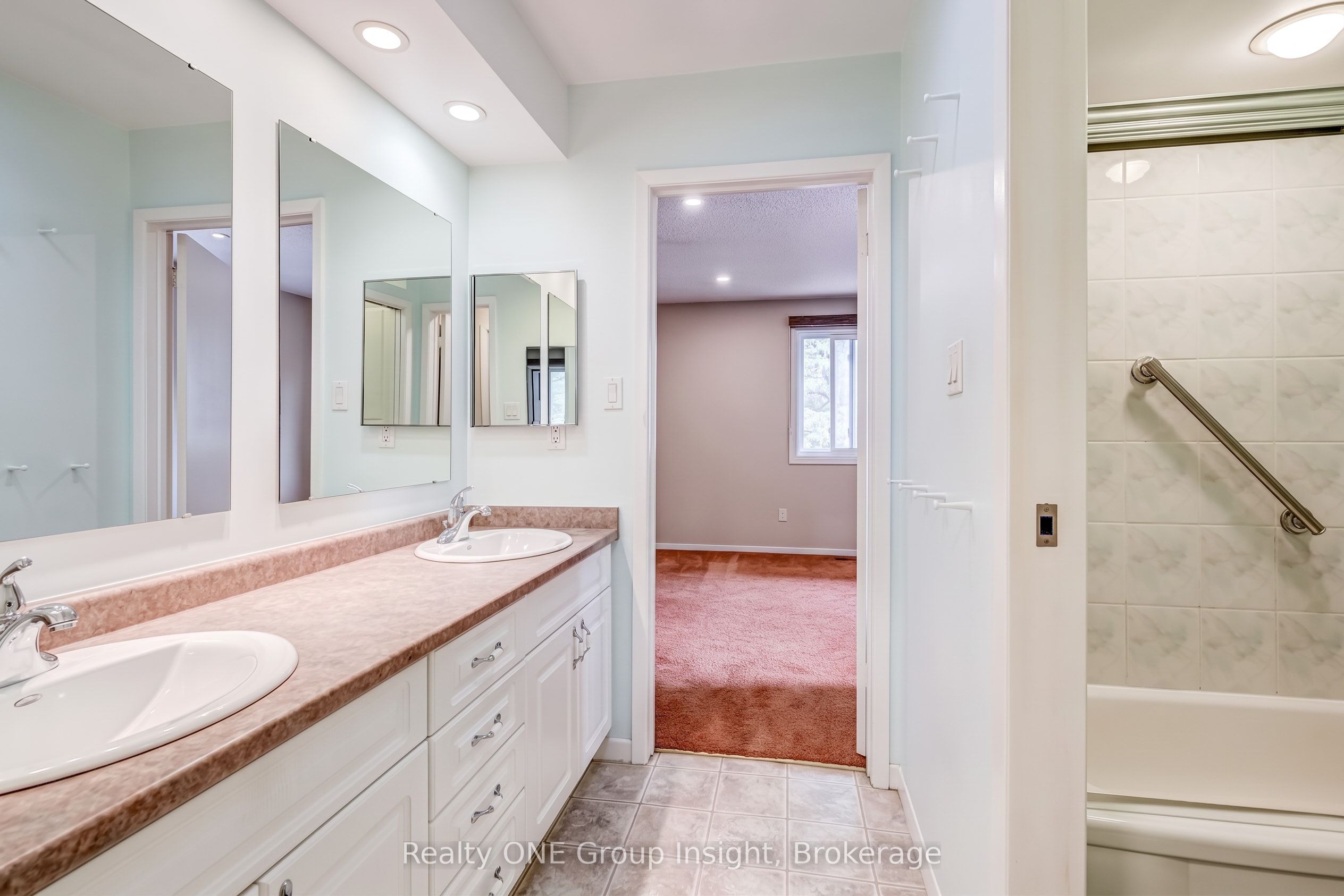 2713 Andorra Circle Property Photo 32