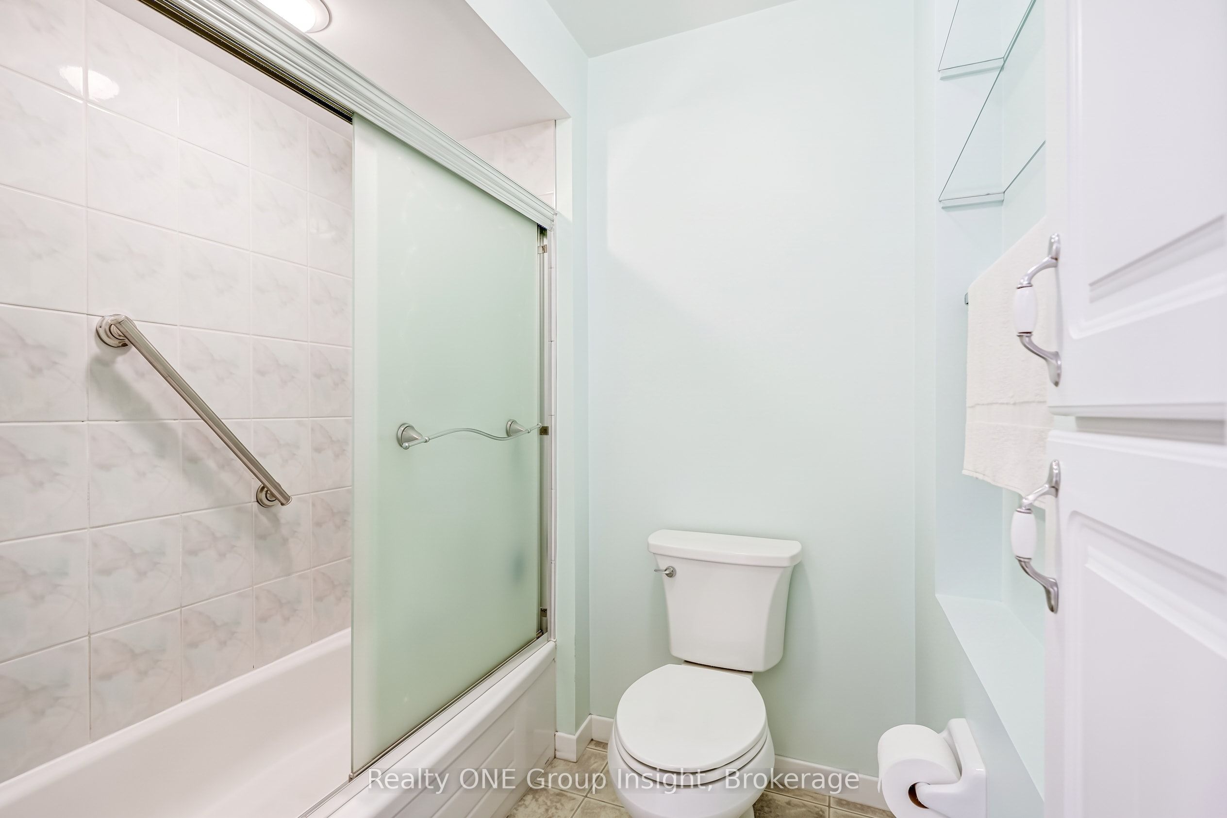 2713 Andorra Circle Property Photo 33