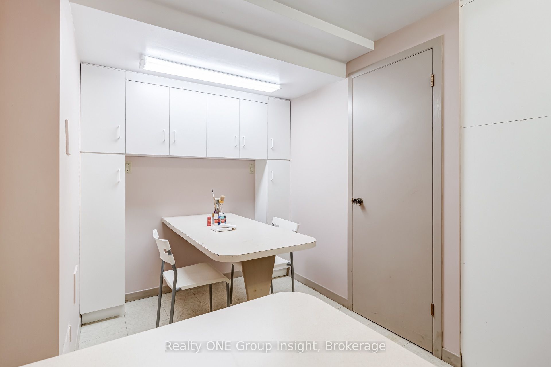 2713 Andorra Circle Property Photo 40