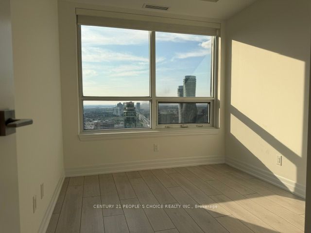 30 Elm Drive 3601 Property Photo 17