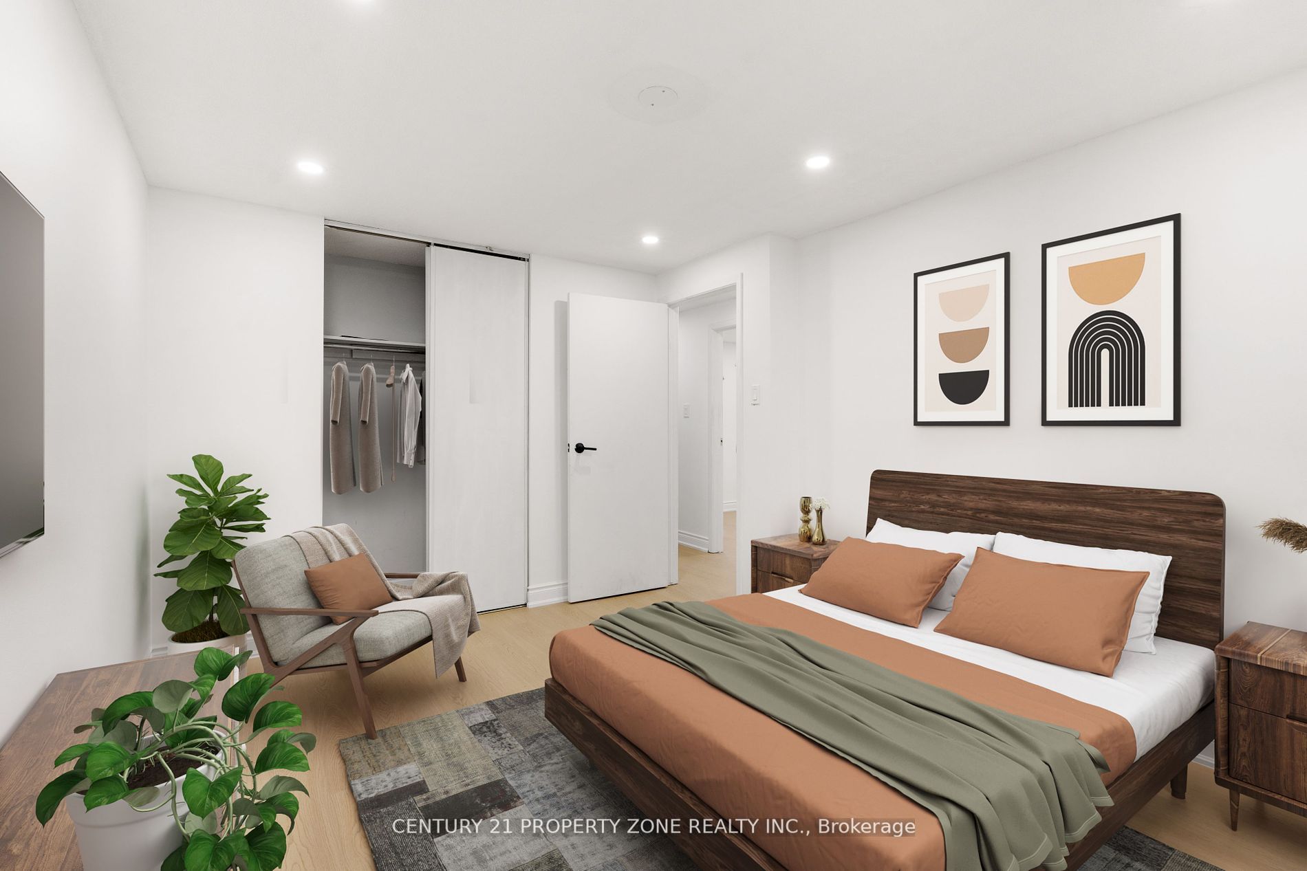 96 Centre Street N Property Photo 5