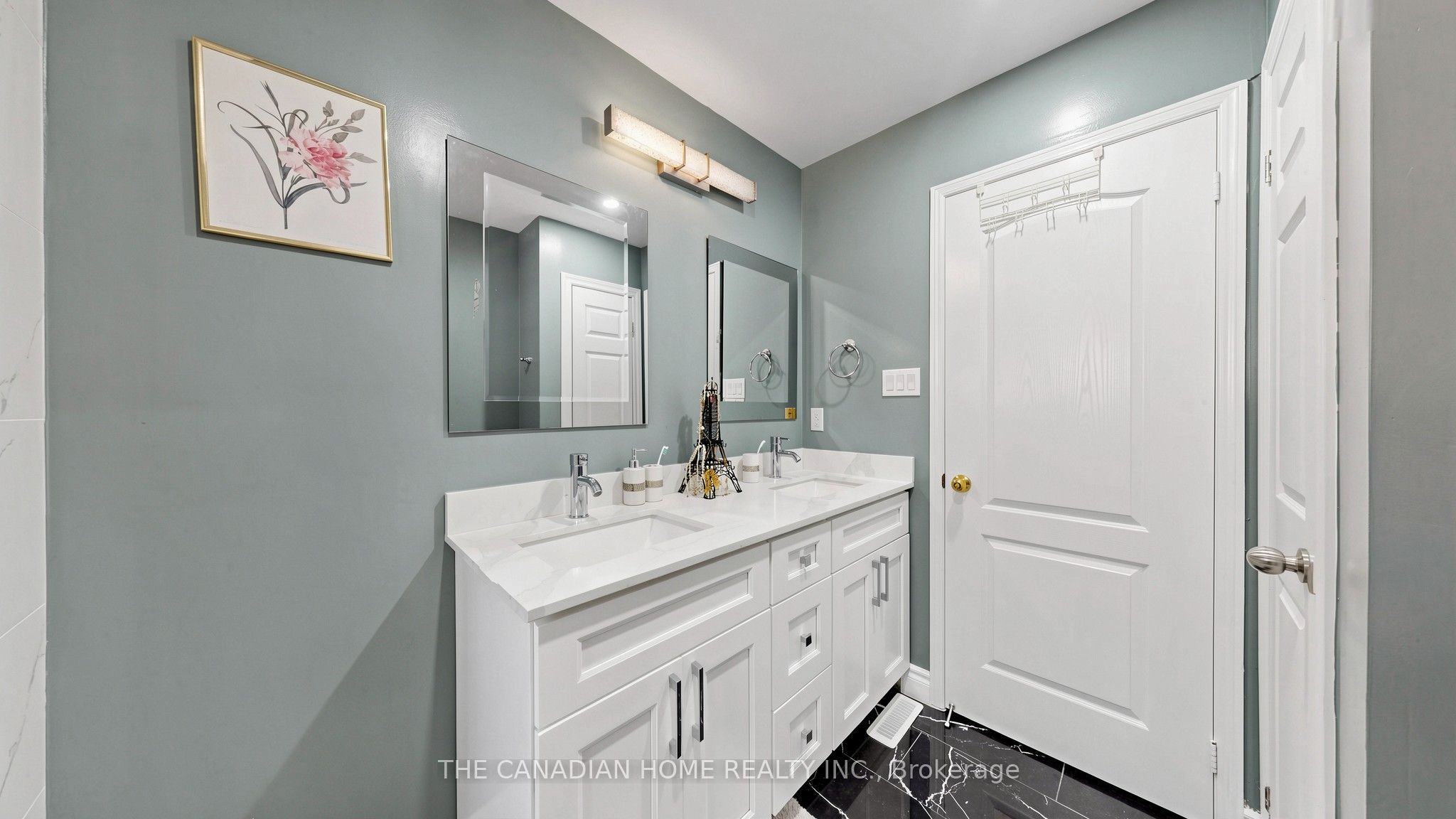 68 Banington Crescent Property Photo 25