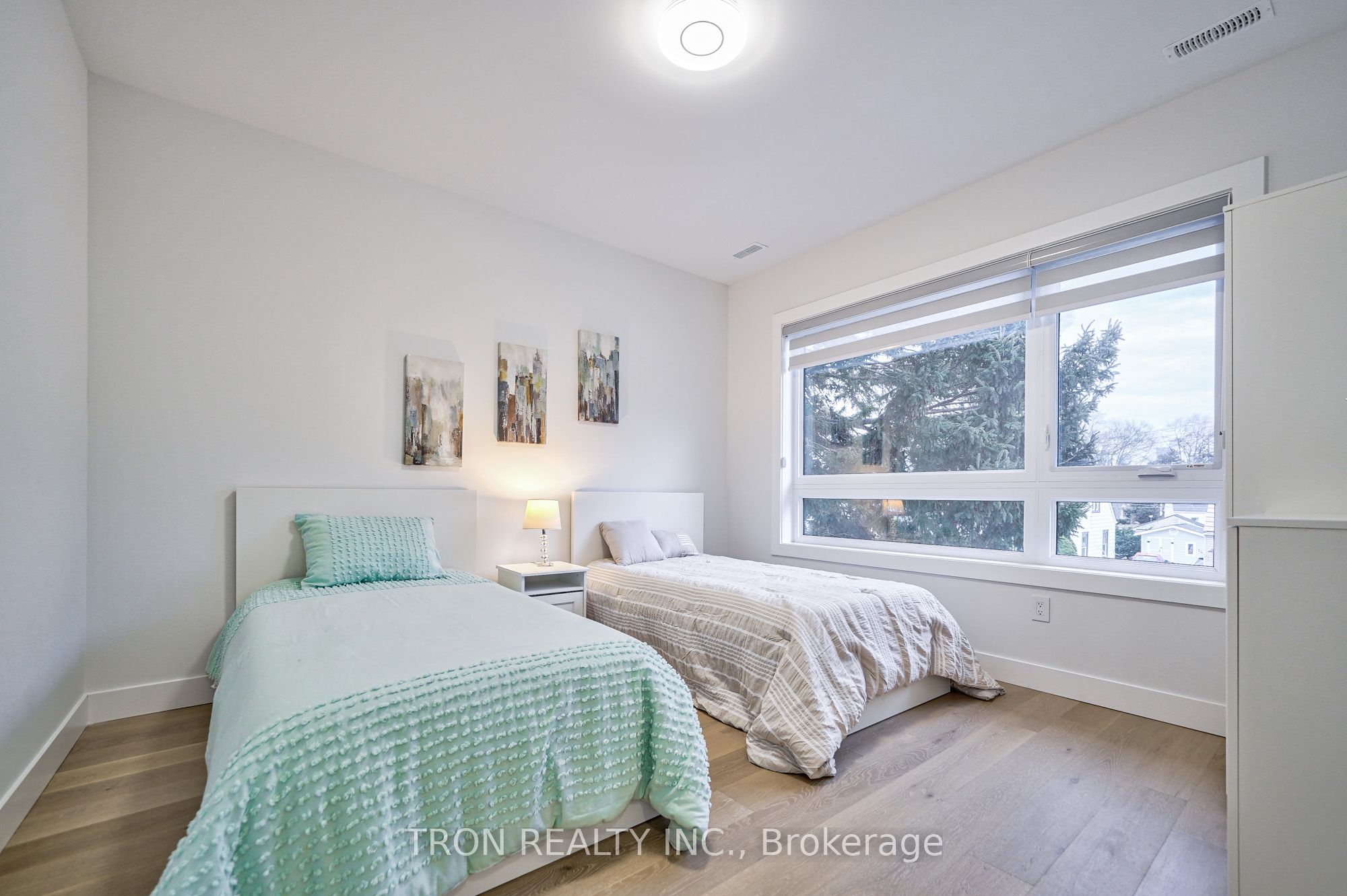 38 Uno Drive Property Photo 29