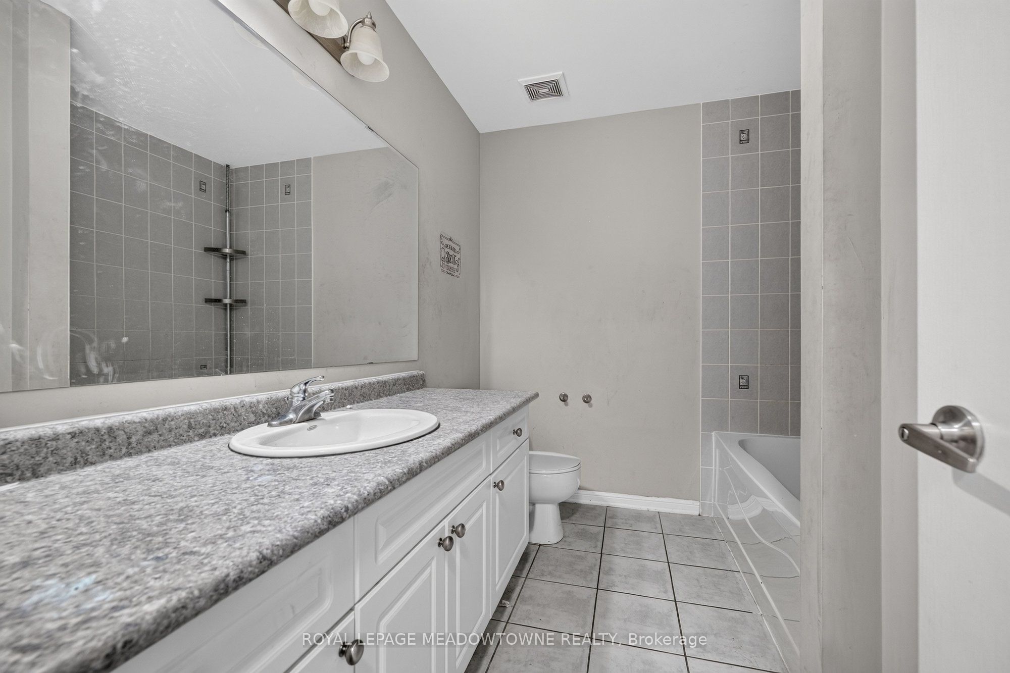 928 Raftis Crescent Property Photo 24