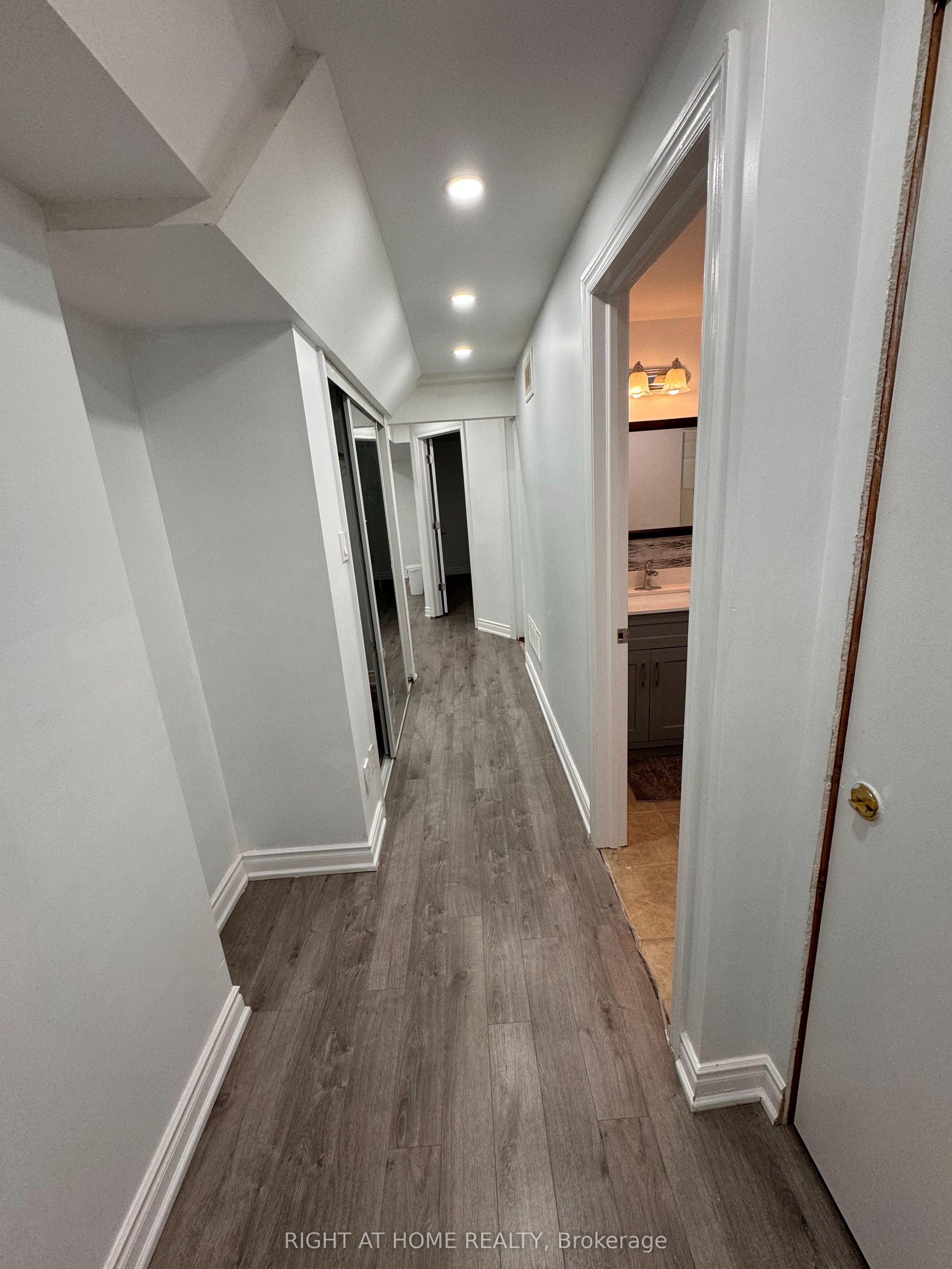 898 Philbrook Drive Property Photo 8