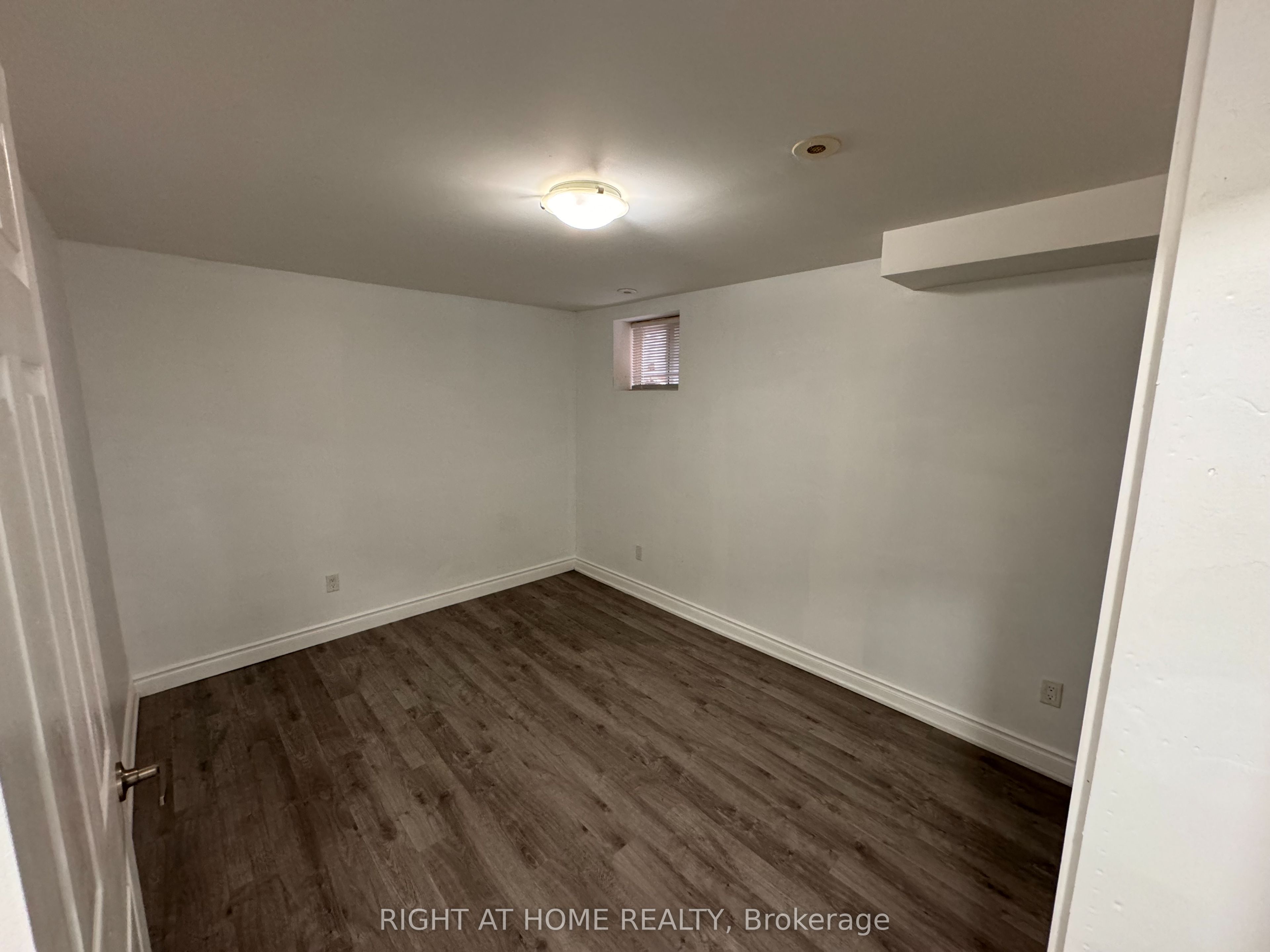 898 Philbrook Drive Property Photo 15