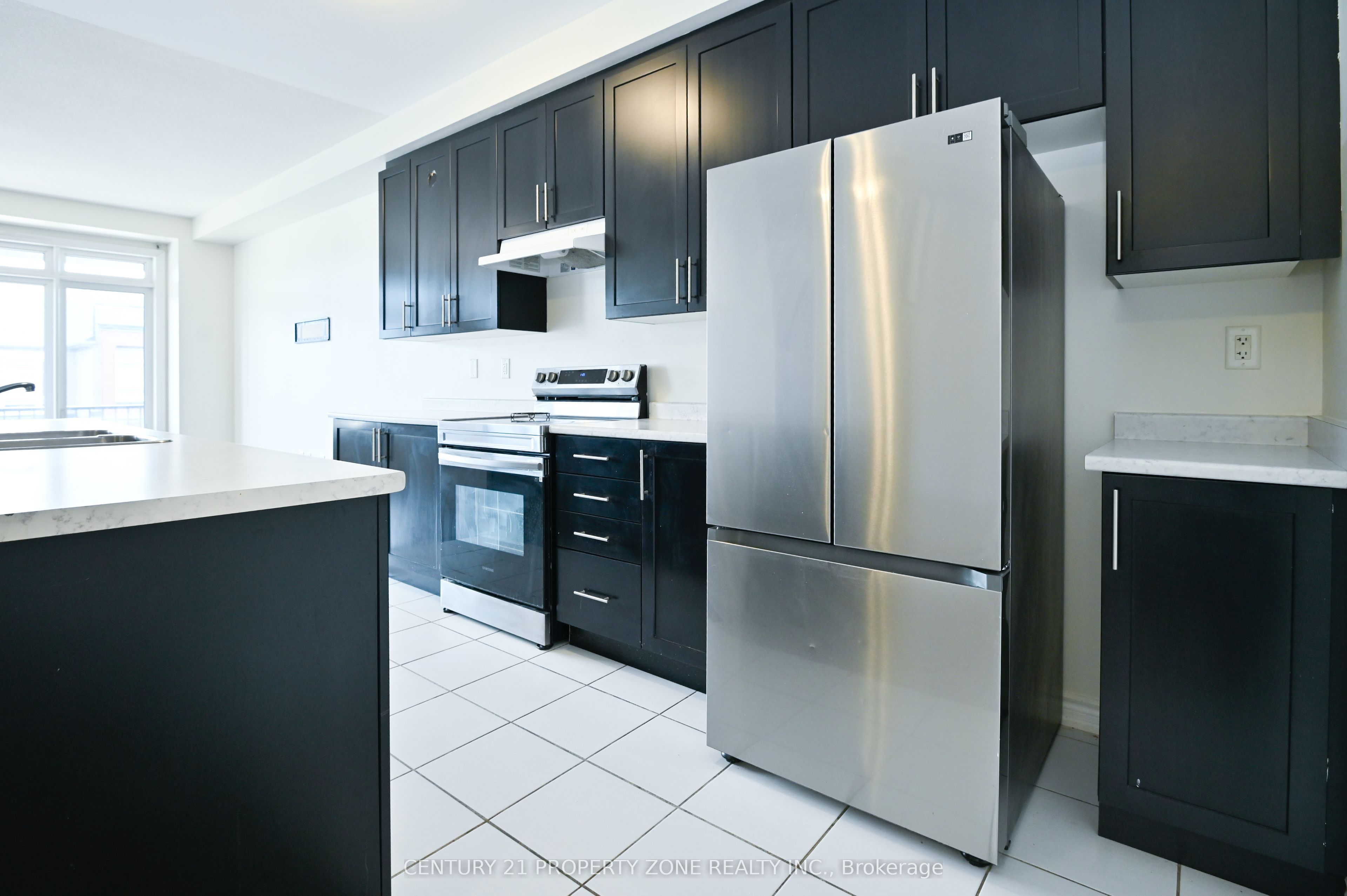 42 Donald Ficht Crescent Property Photo 14