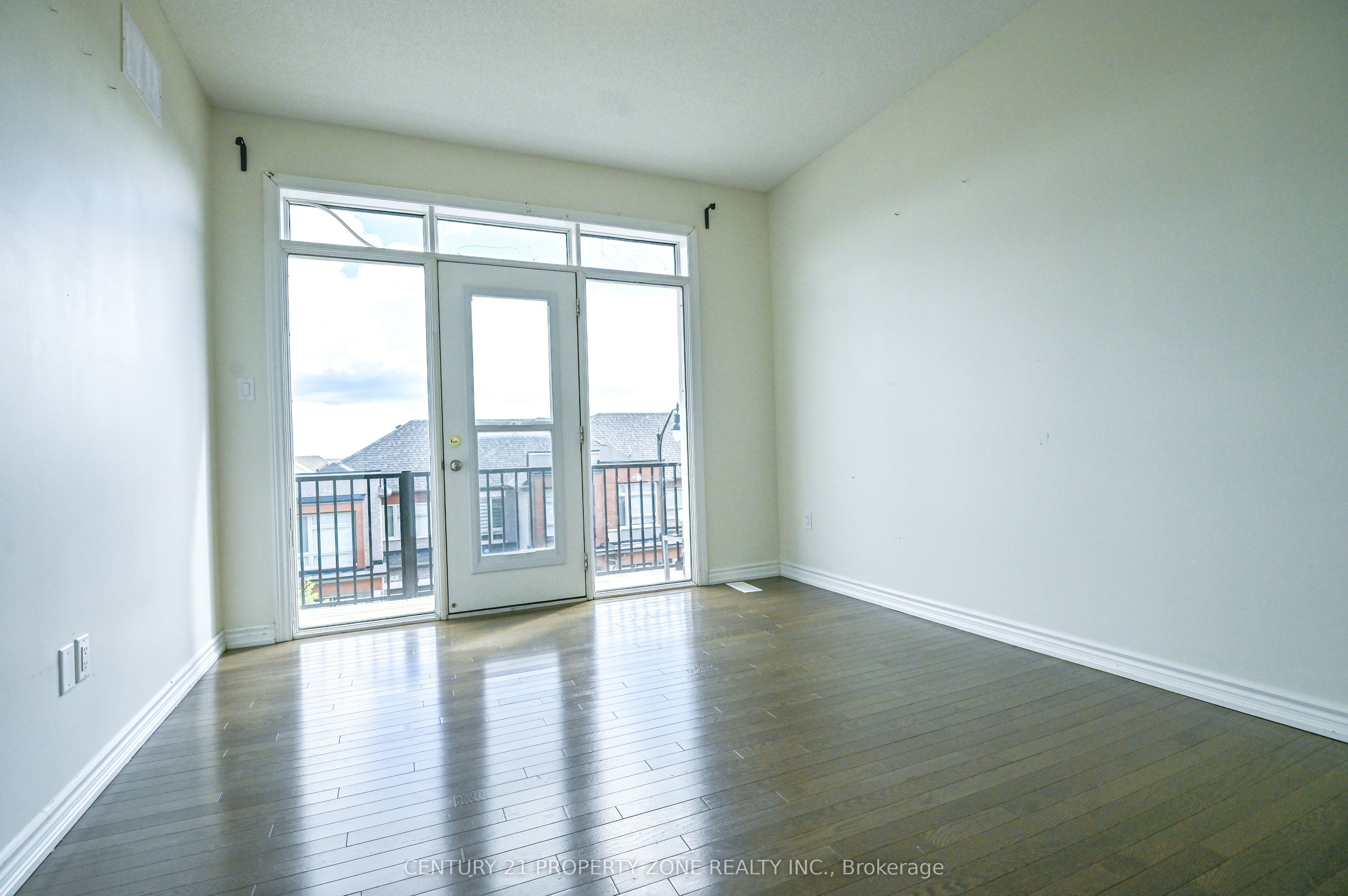 42 Donald Ficht Crescent Property Photo 16