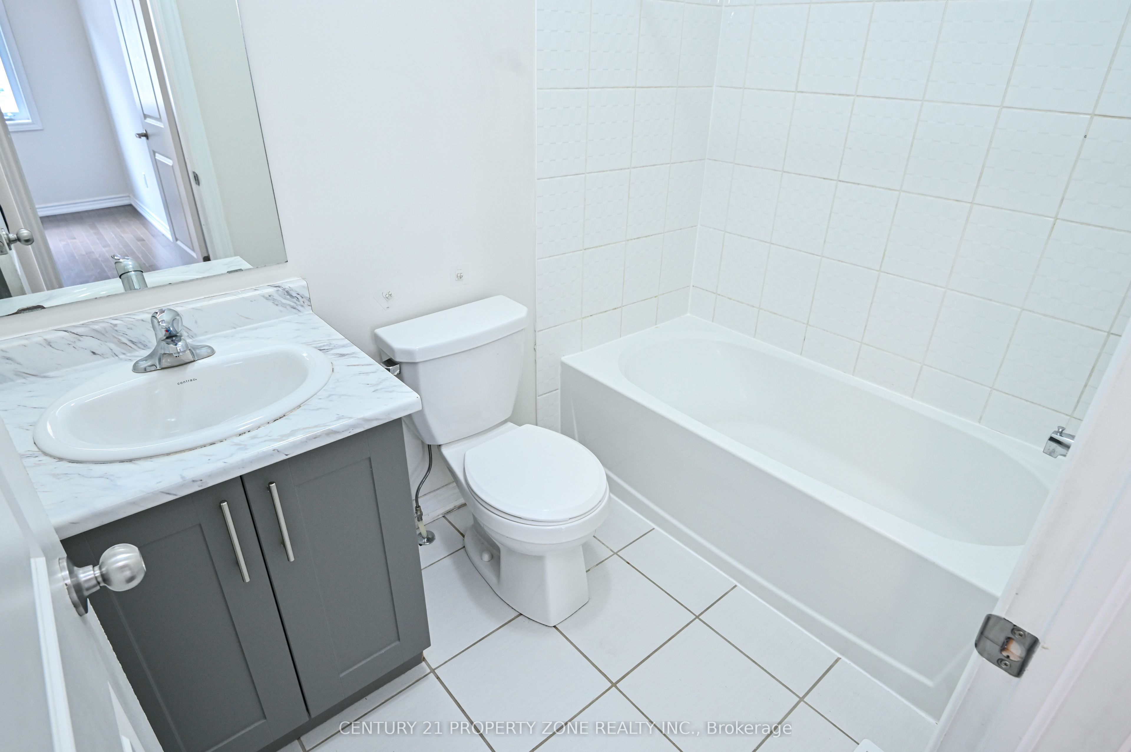 42 Donald Ficht Crescent Property Photo 19