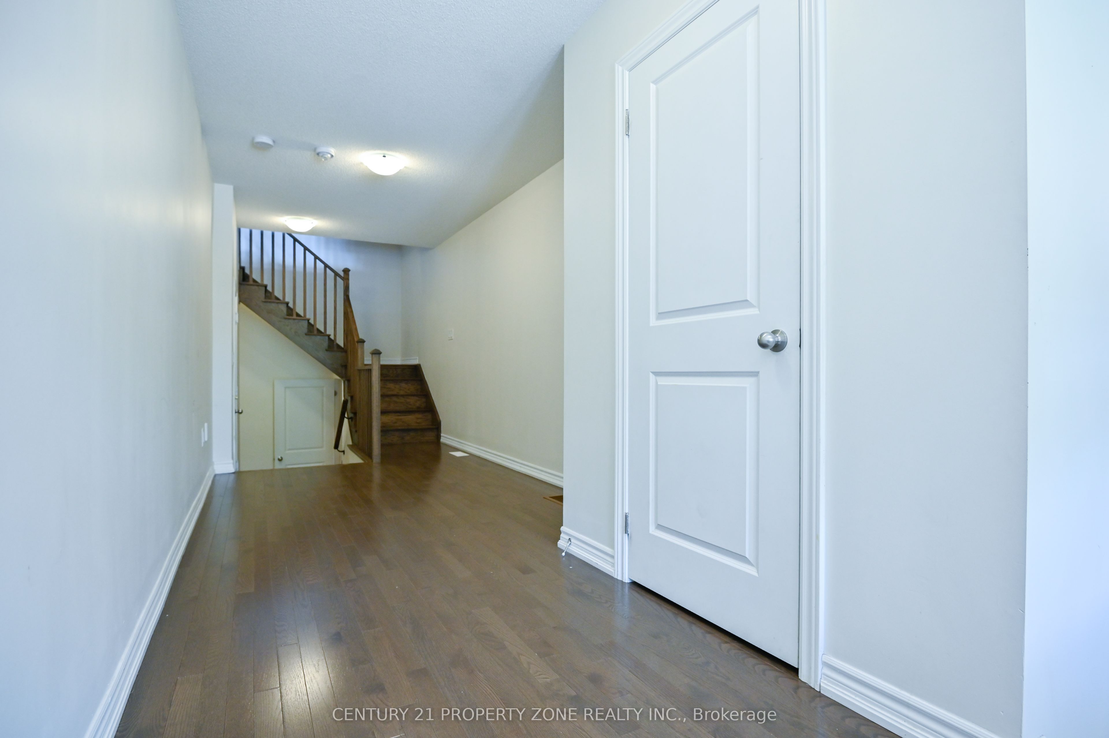42 Donald Ficht Crescent Property Photo 21