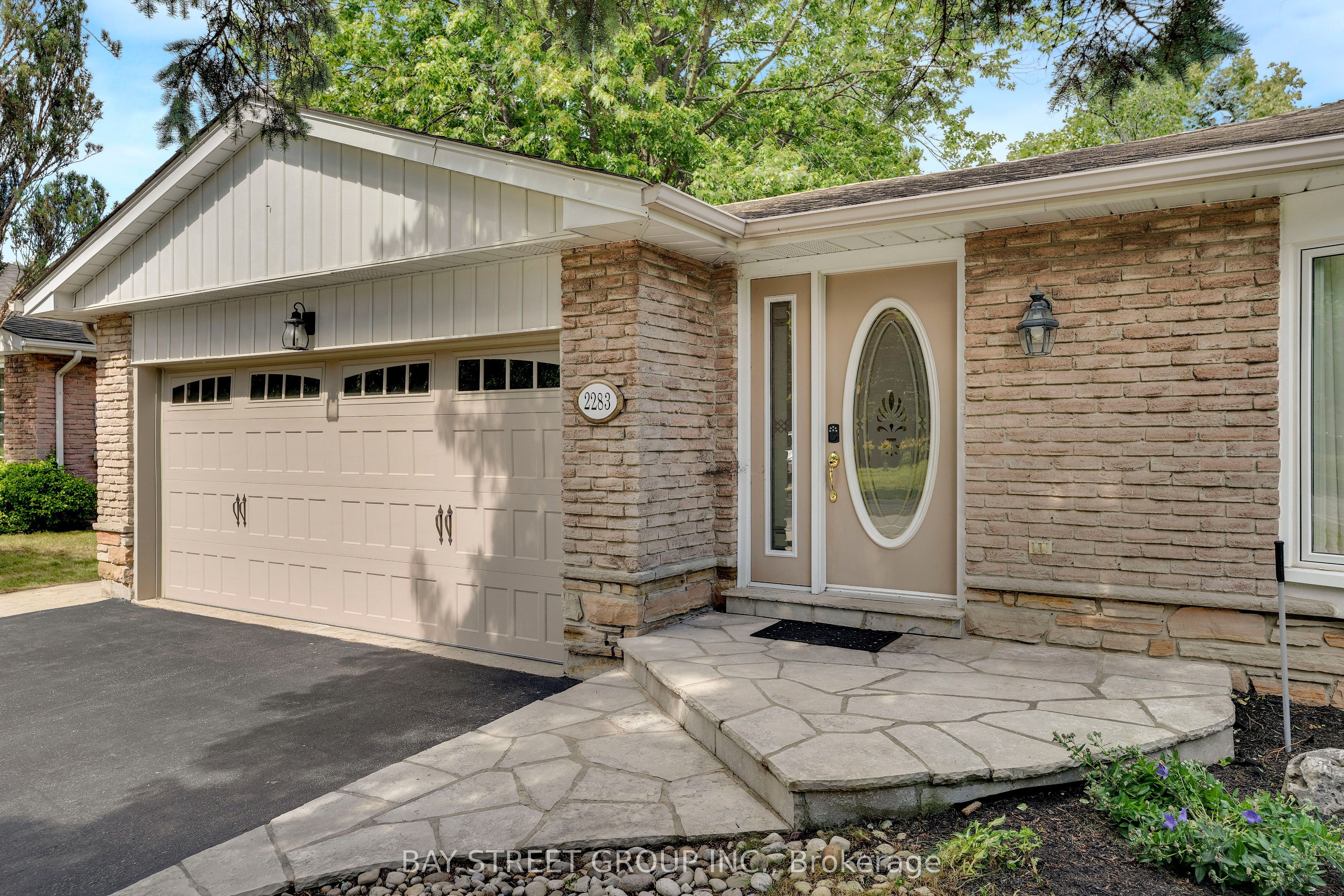 2283 Devon Road Property Photo 7