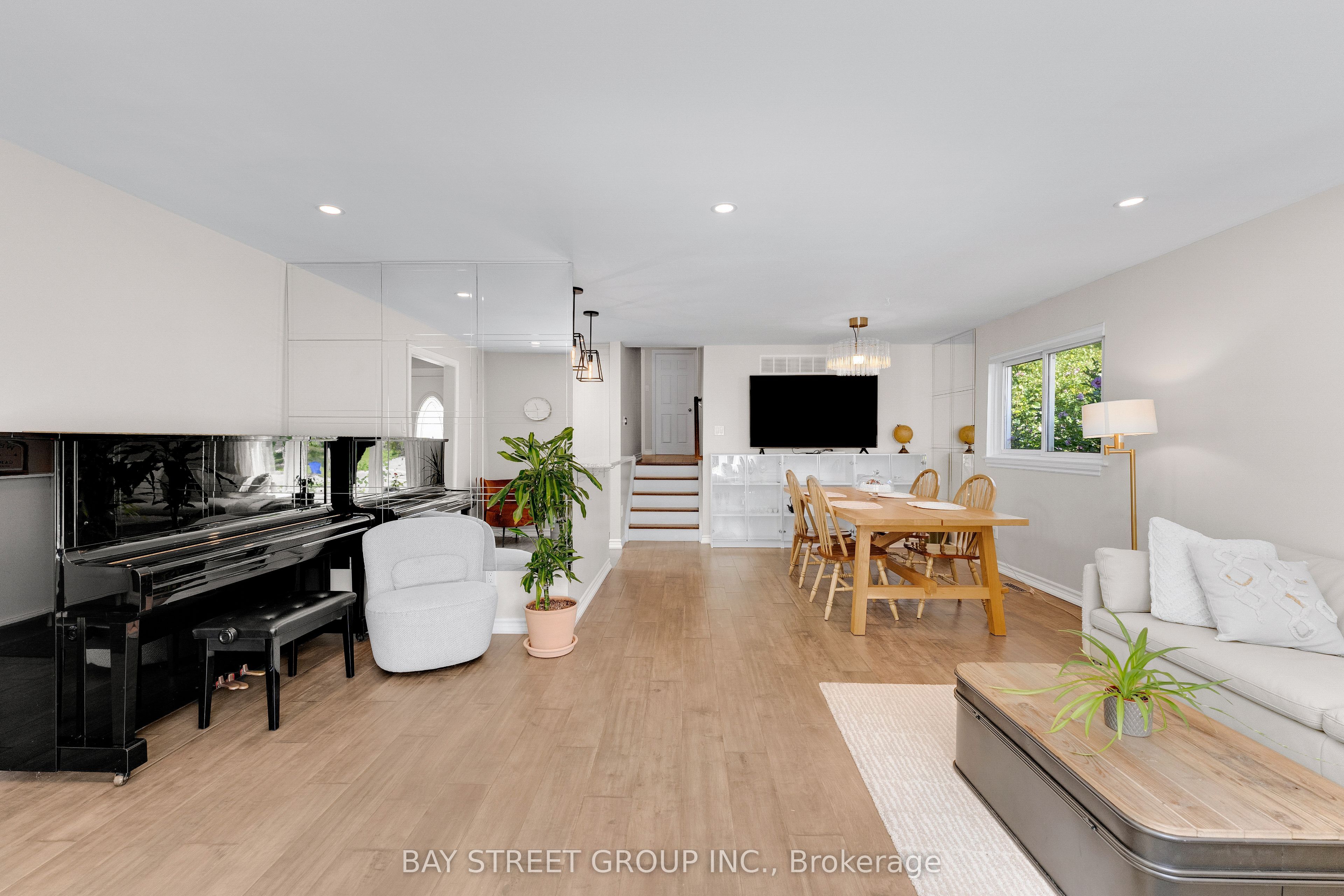 2283 Devon Road Property Photo 14