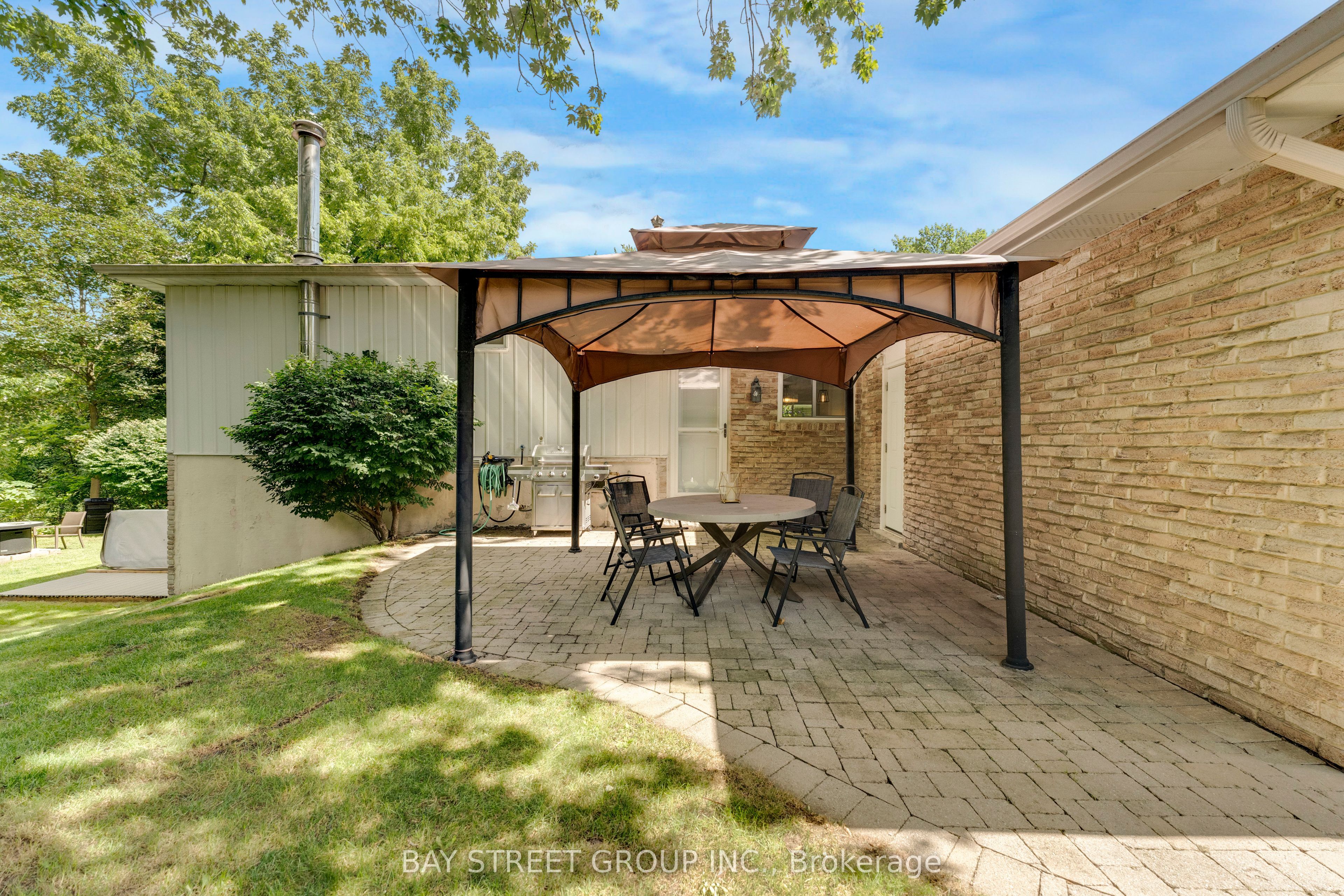 2283 Devon Road Property Photo 37