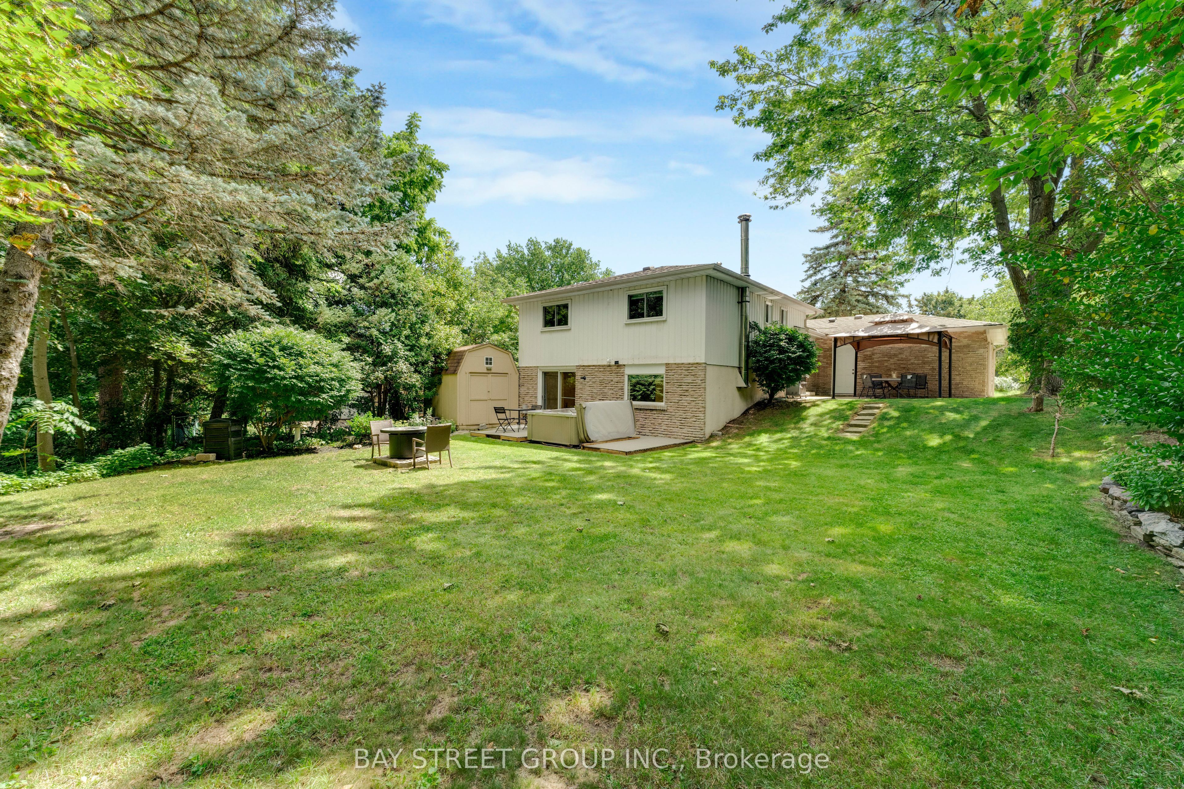 2283 Devon Road Property Photo 40