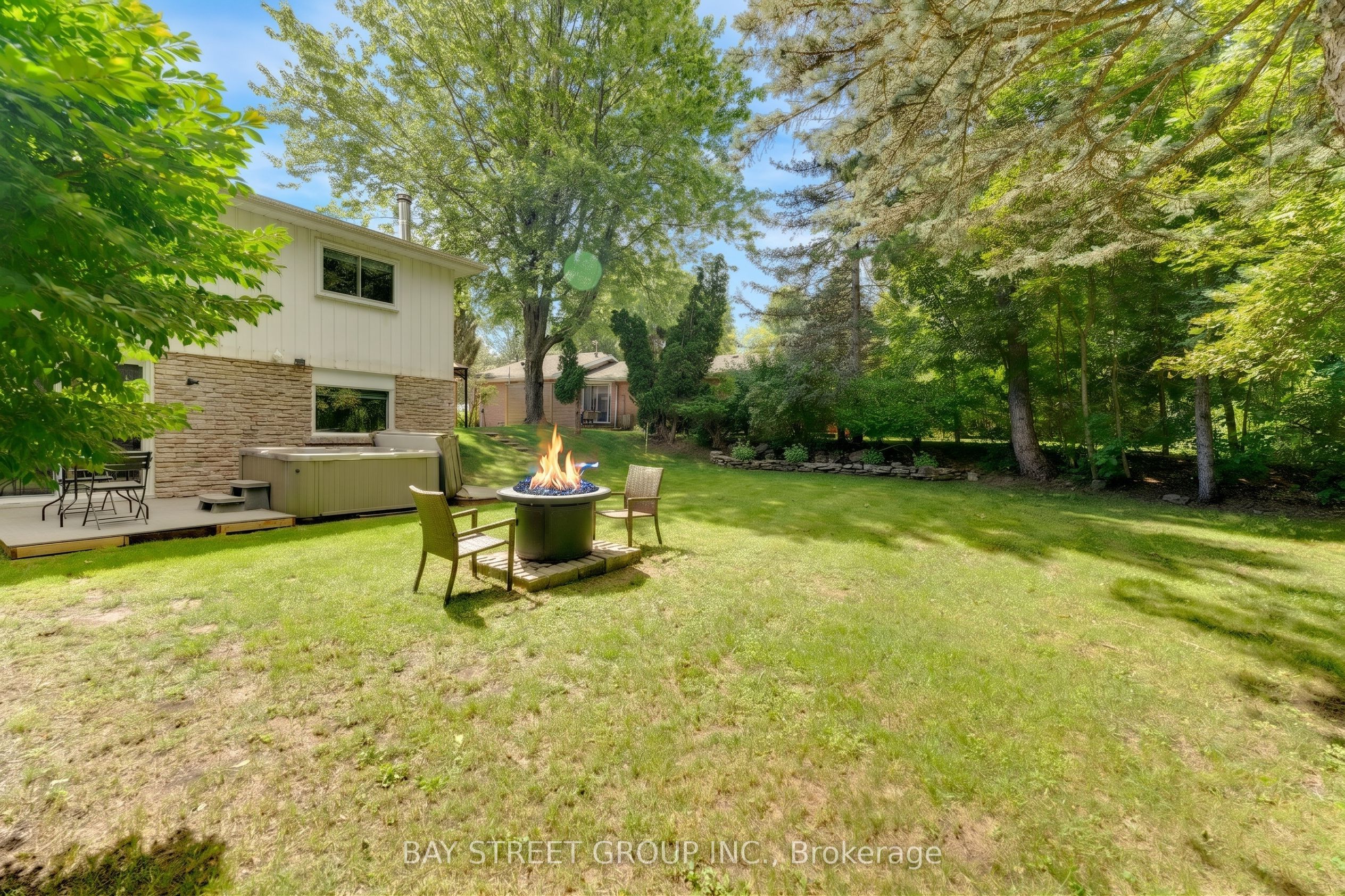 2283 Devon Road Property Photo 41