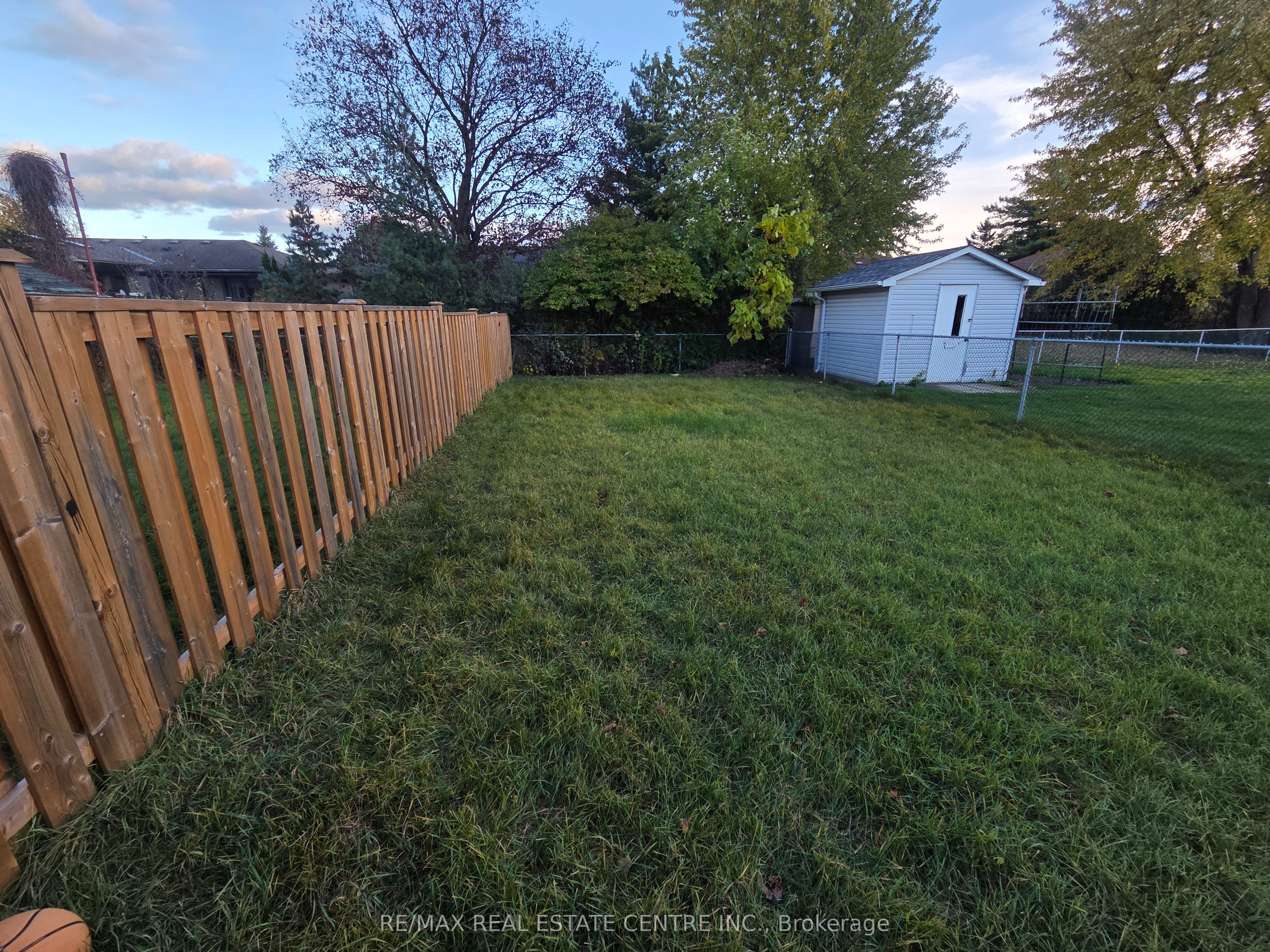 180 Randi Road Basement Property Photo 7
