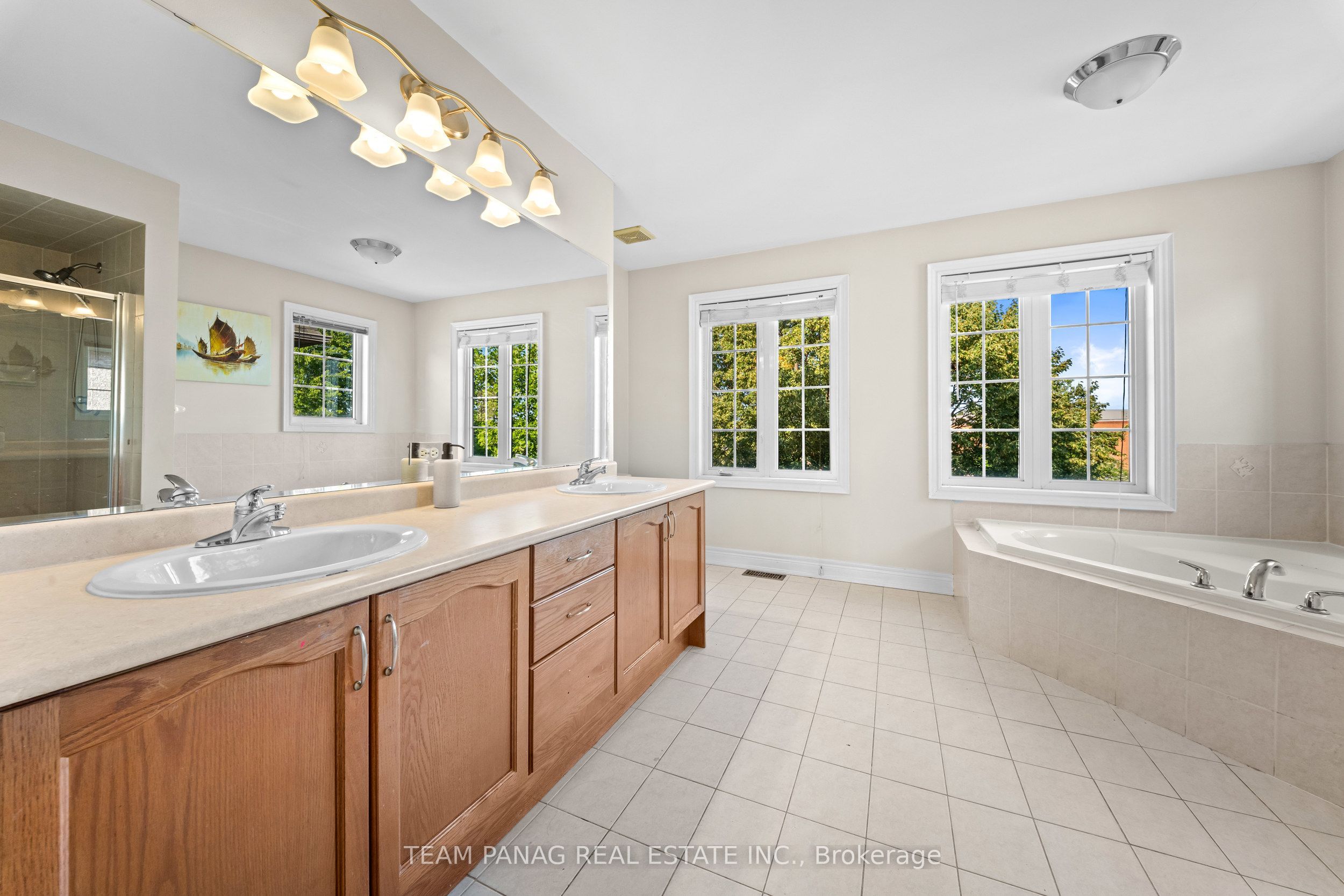 52 Mount Royal Circle Property Photo 27