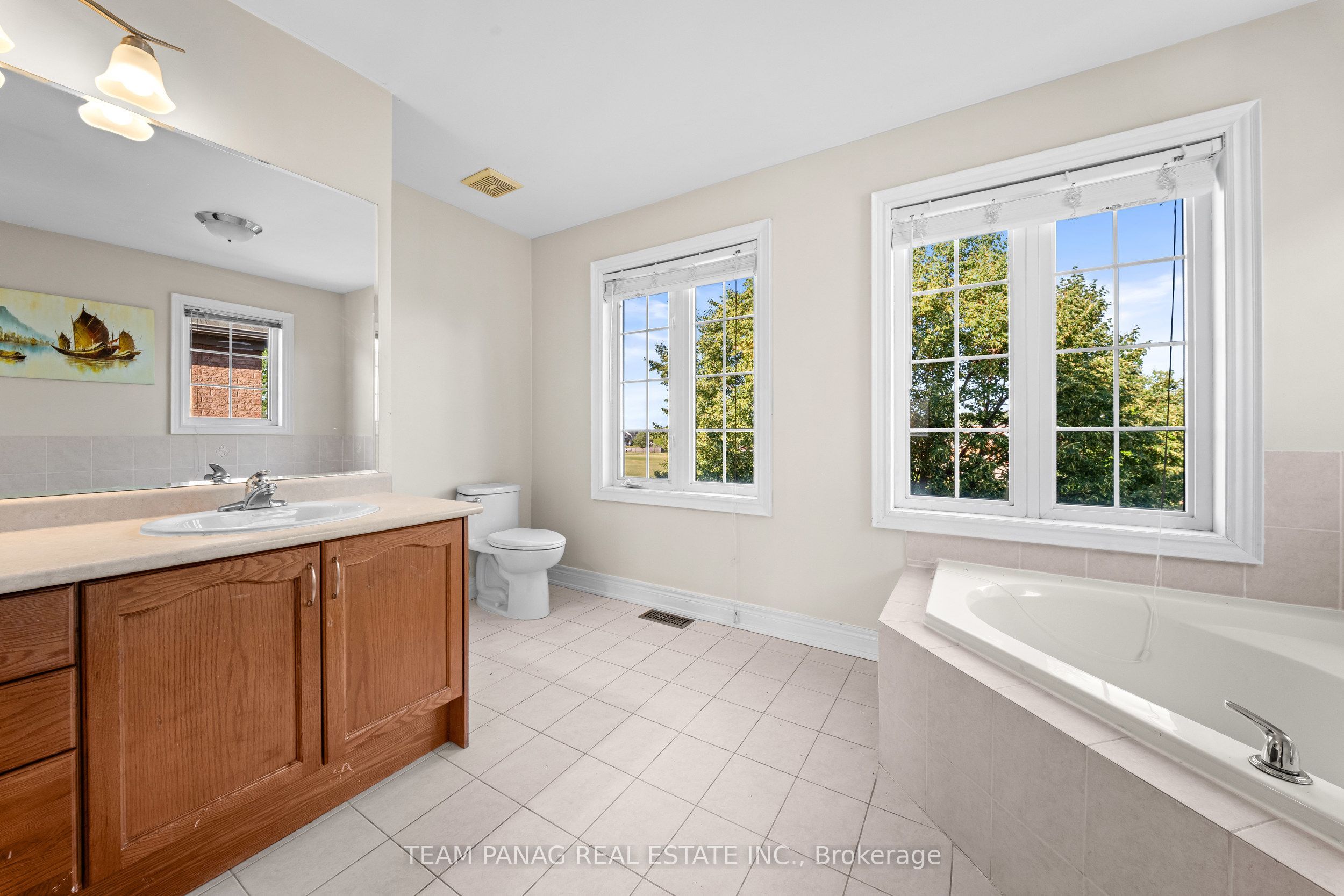 52 Mount Royal Circle Property Photo 28