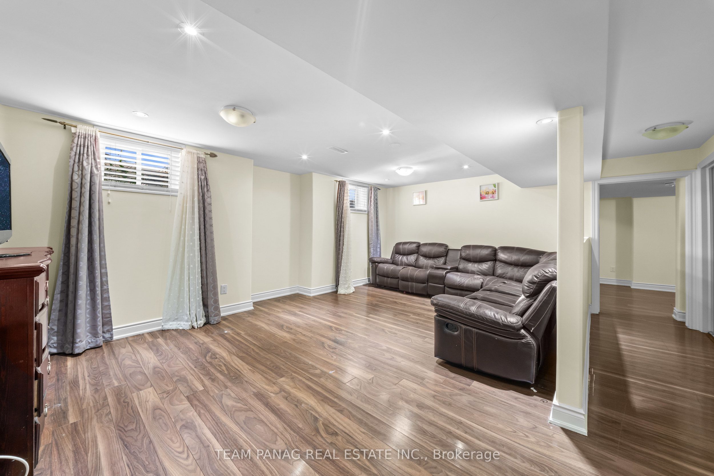 52 Mount Royal Circle Property Photo 42