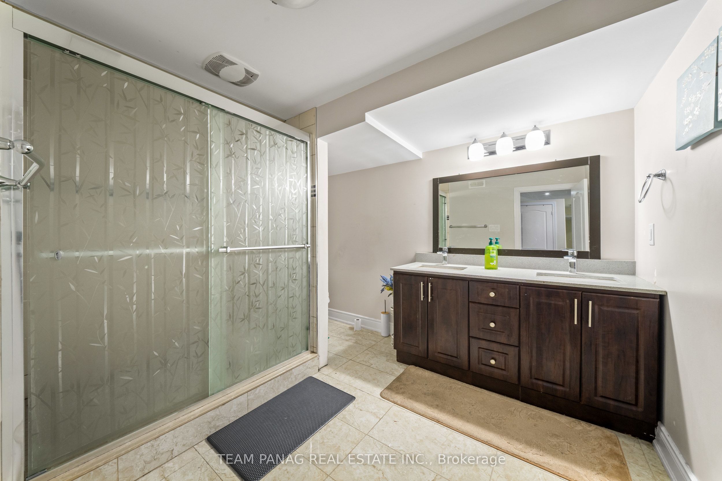 52 Mount Royal Circle Property Photo 47