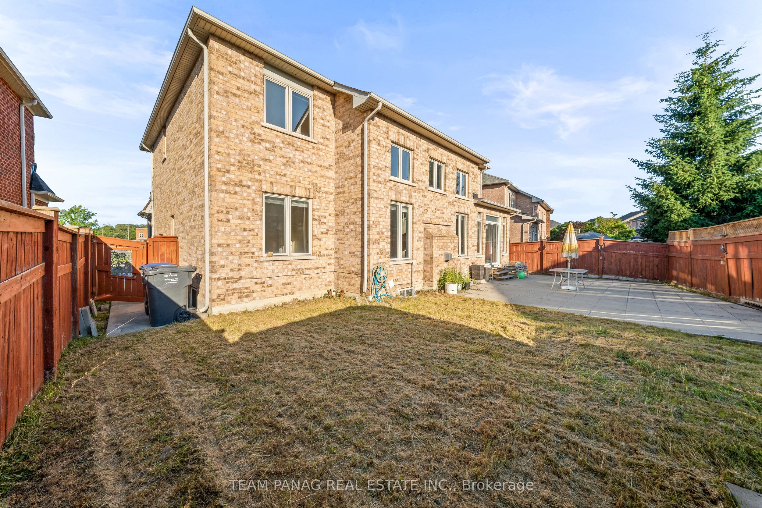52 Mount Royal Circle Property Photo 49
