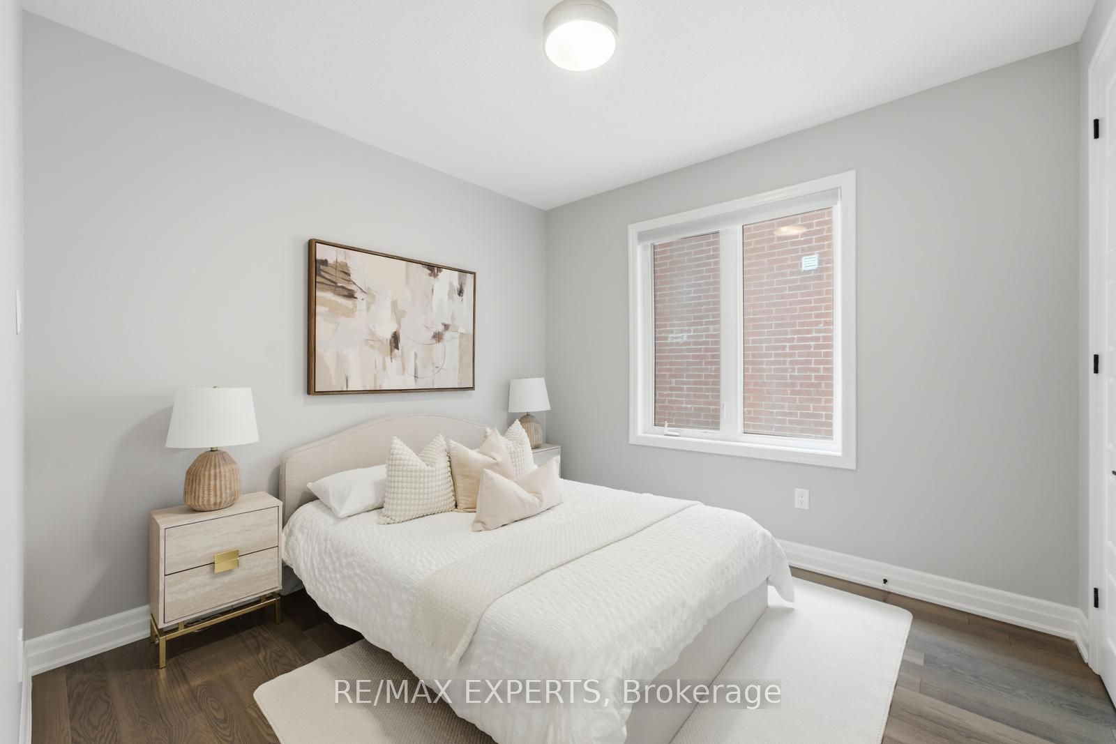 1296 Aymond Crescent W Property Photo 33